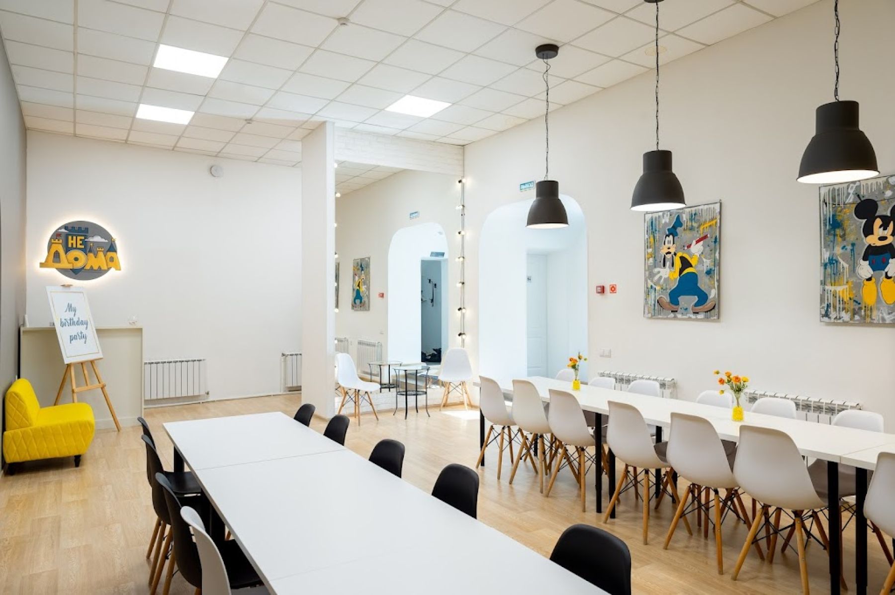 Музыкальное оборудование в лофте «НеДома»