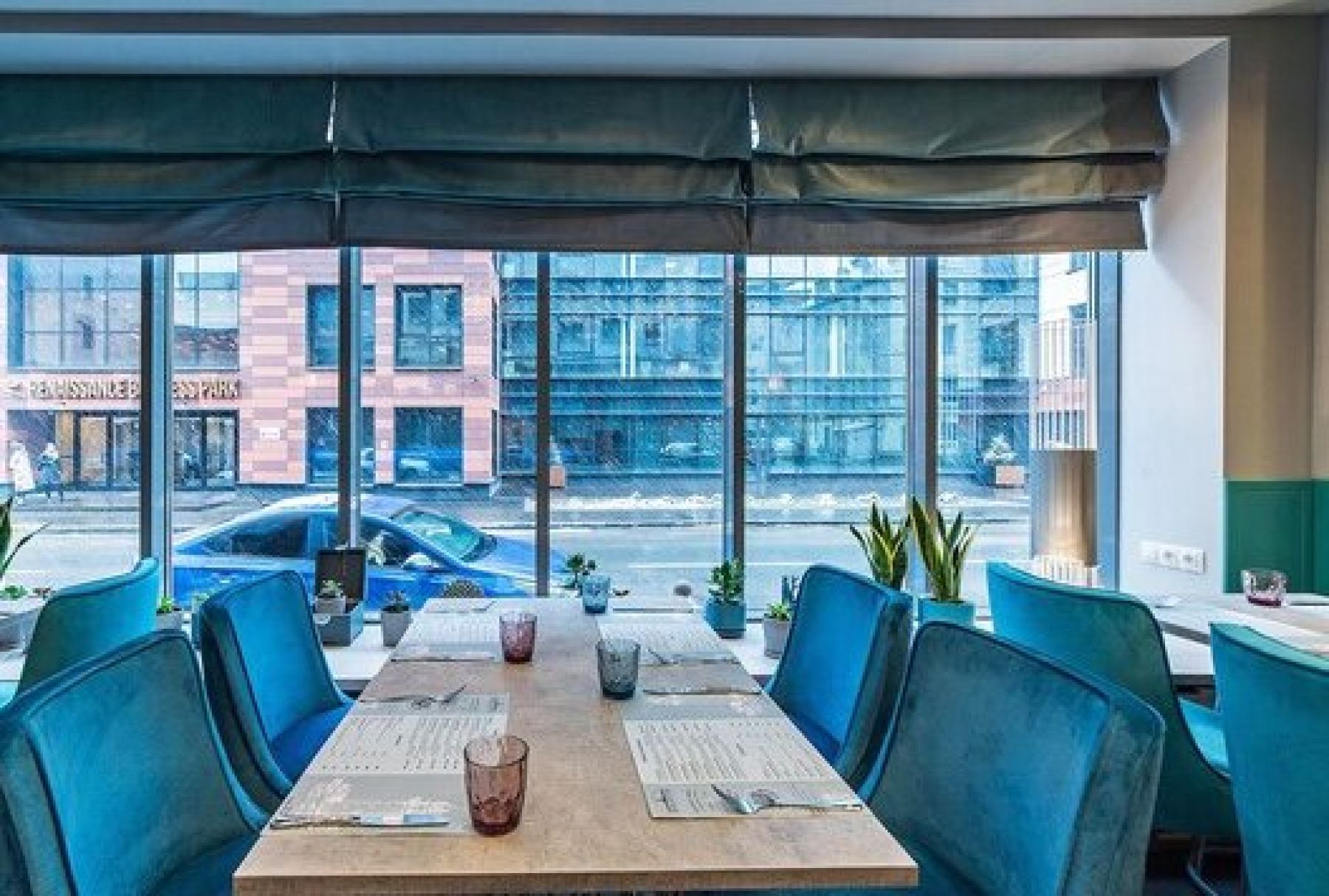 Детали интерьера ресторана Балтия