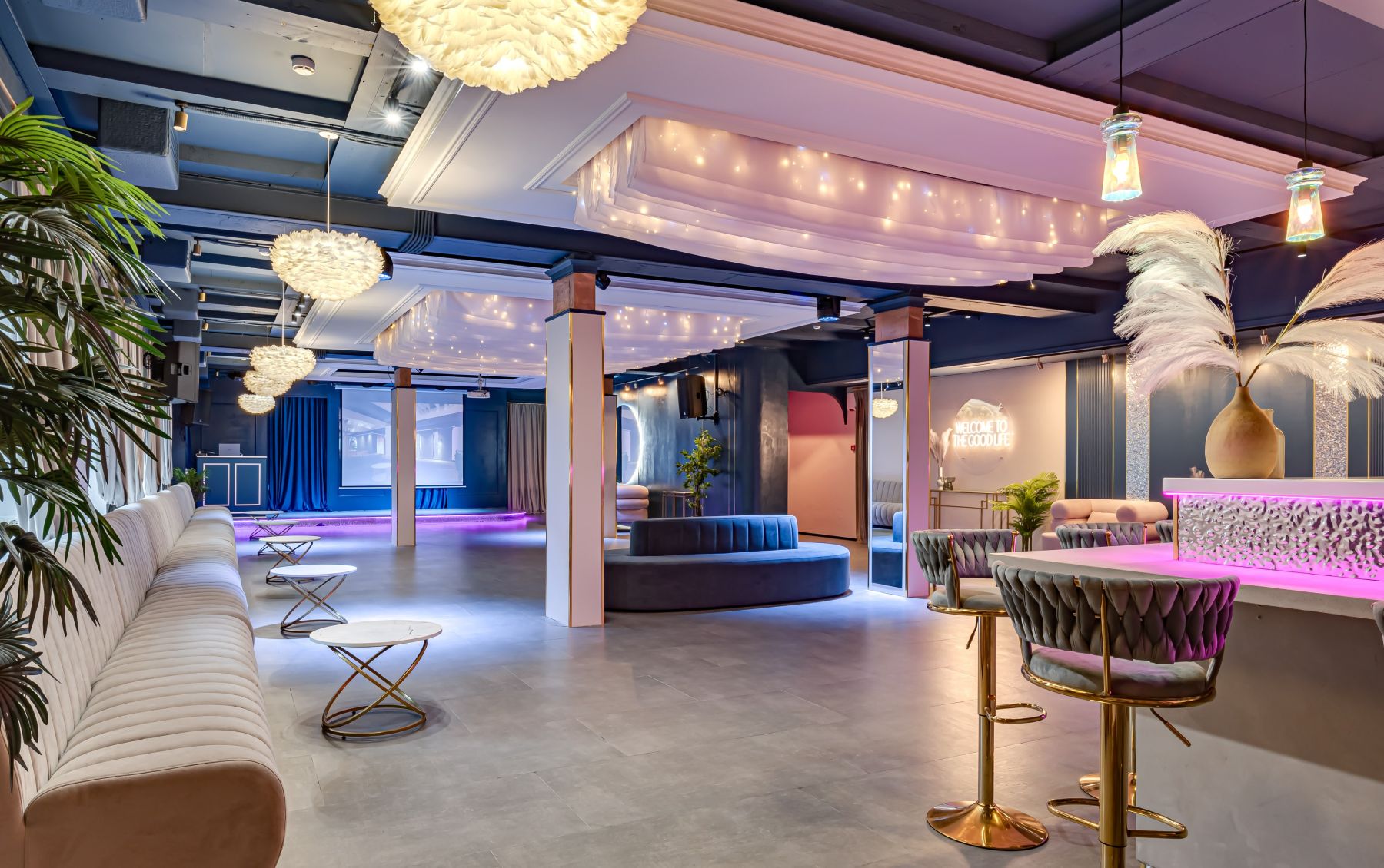 Баум Холл - интерьер зала в греческом стиле