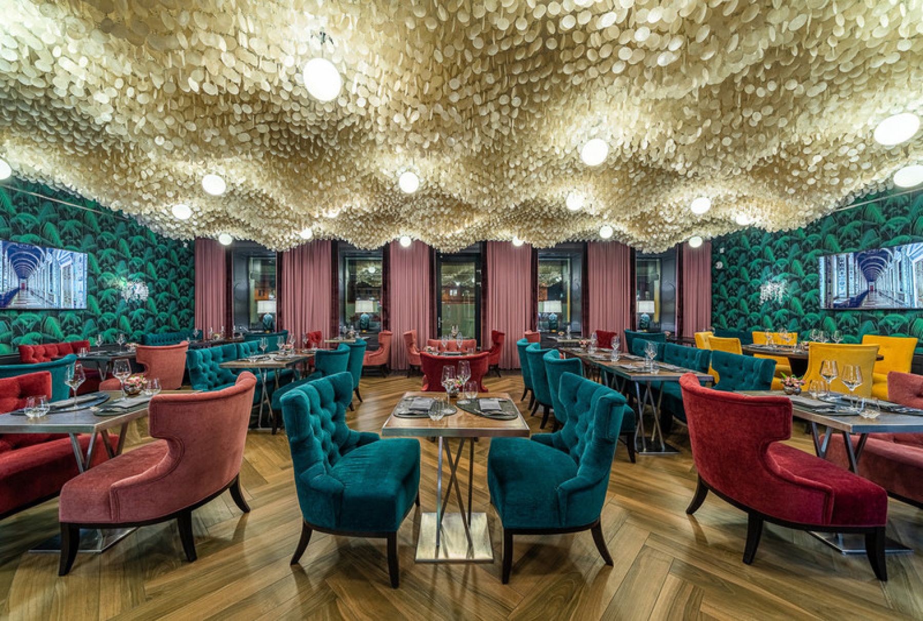 Интерьер ресторана LAARDO