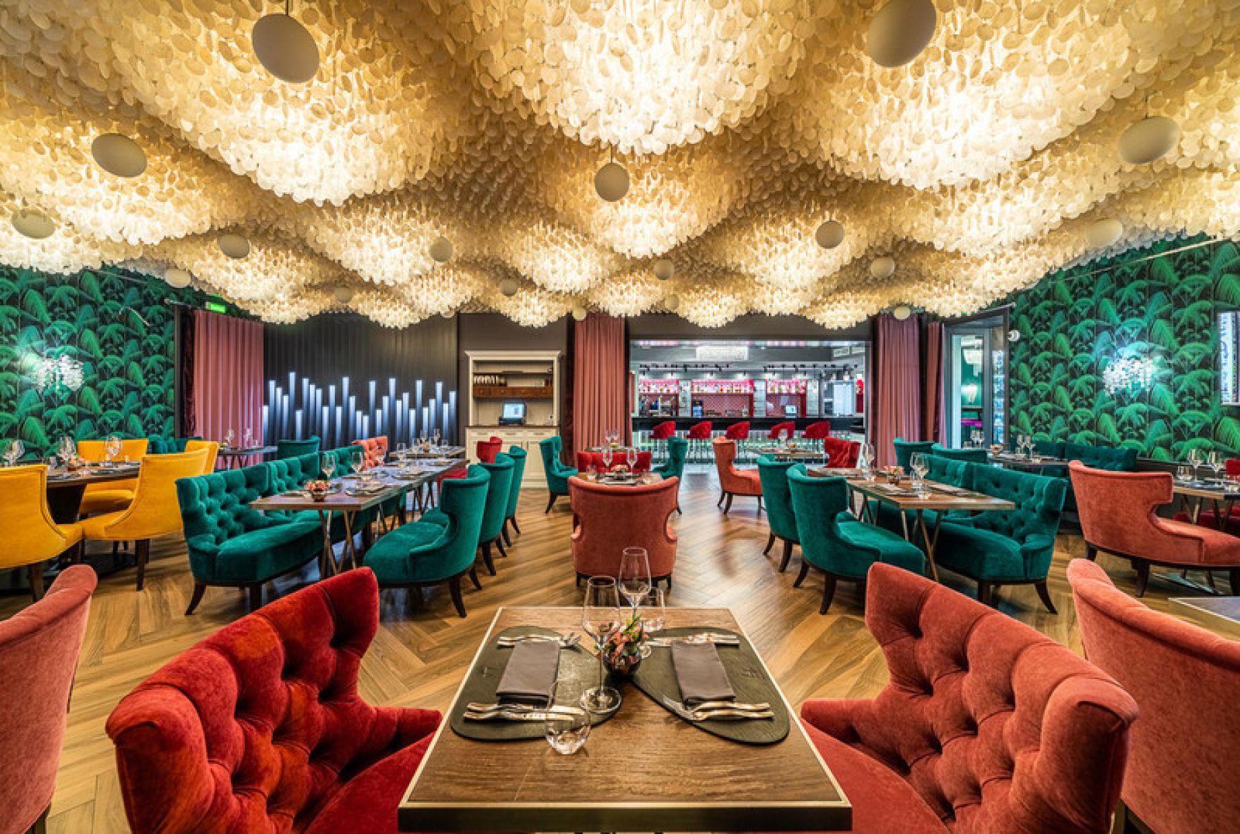 Уютная атмосфера в ресторане LAARDO