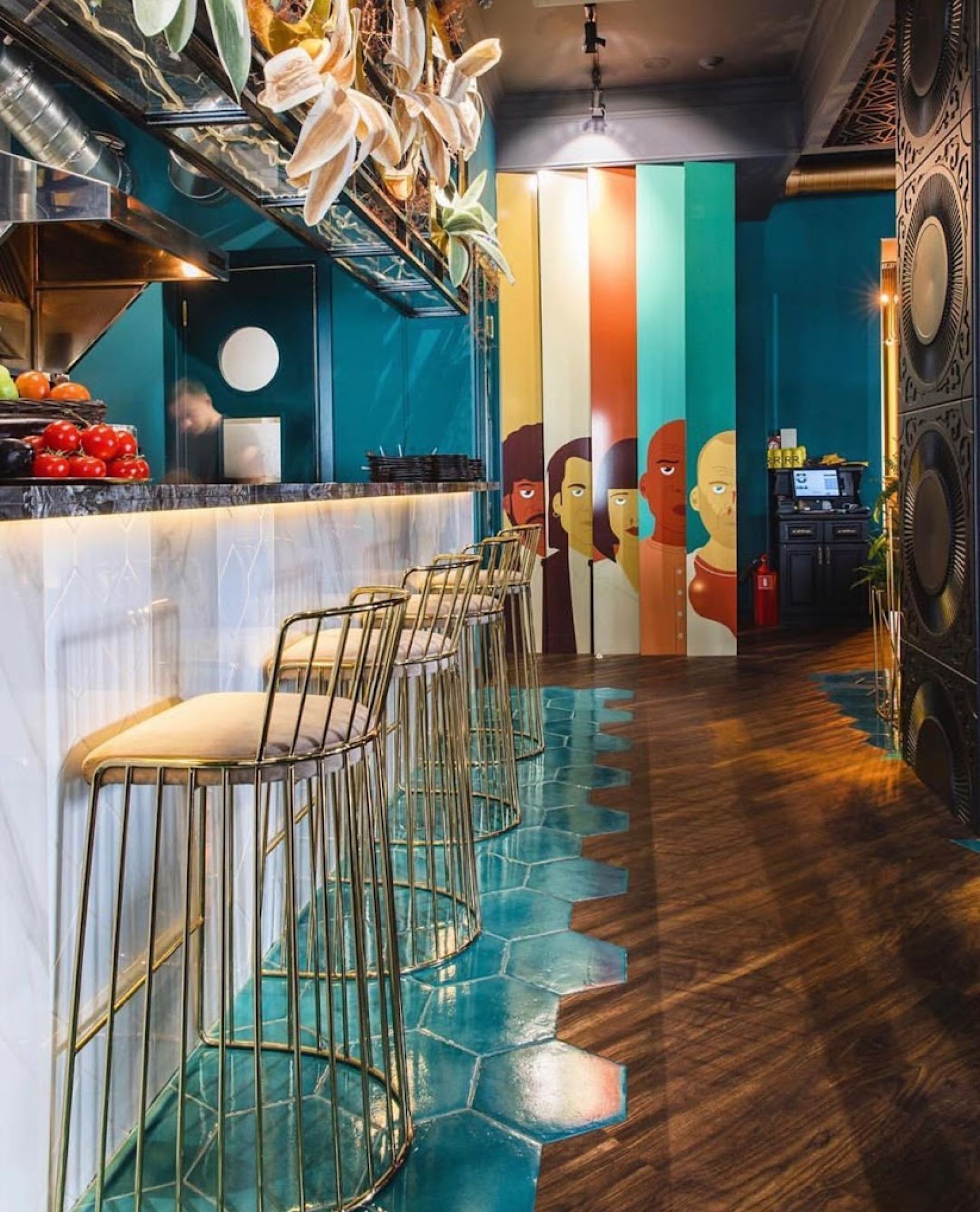 Комфортные диваны в кафе «Пури Пури»