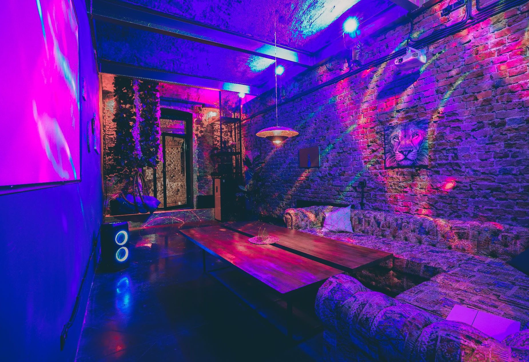 Панорамные окна в Budda Loft