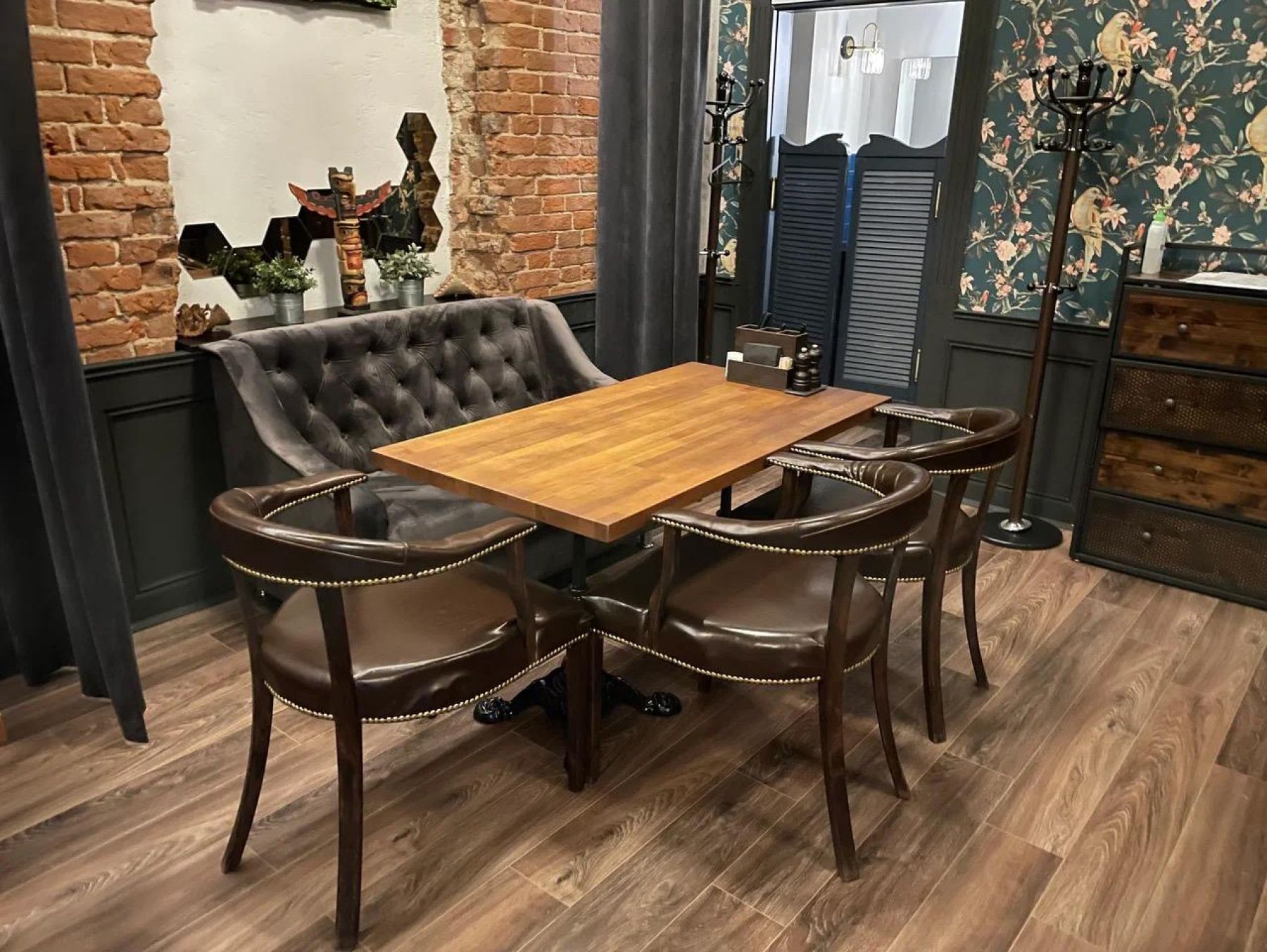 Летняя терраса гастропаба Мира