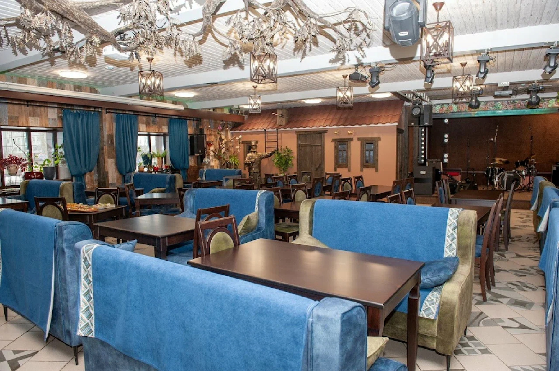 Кафе «Крутой Замес» - банкетный зал