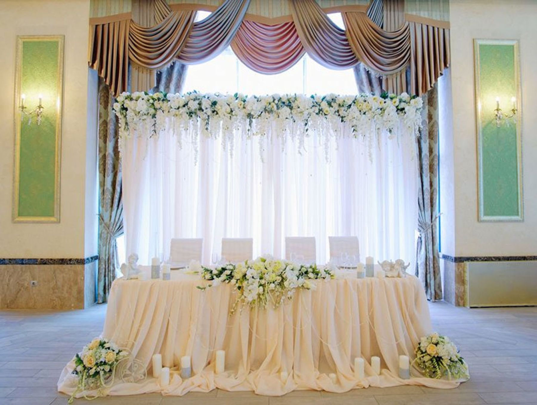 Зал для мероприятий в ресторане «Барселона»