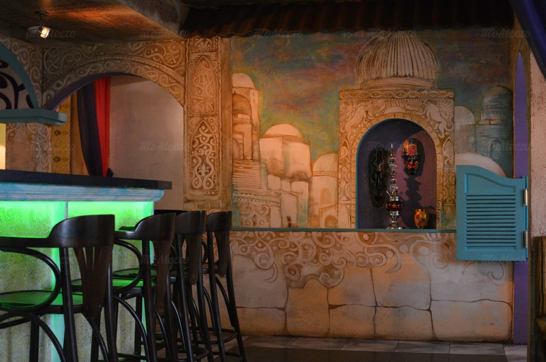 Живая музыка в ресторане Marrakech