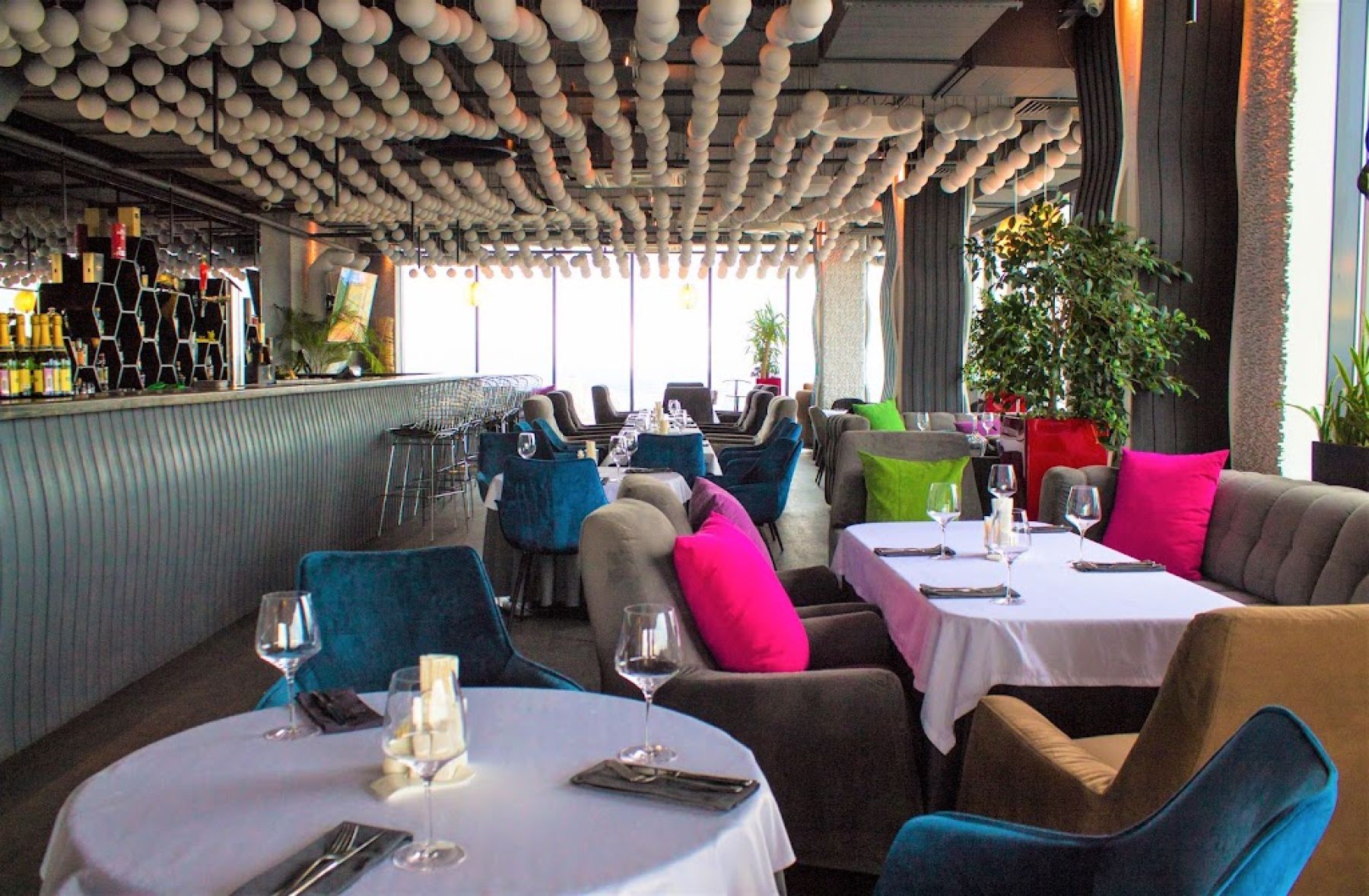 Панорамный вид из ресторана STUDIO 23