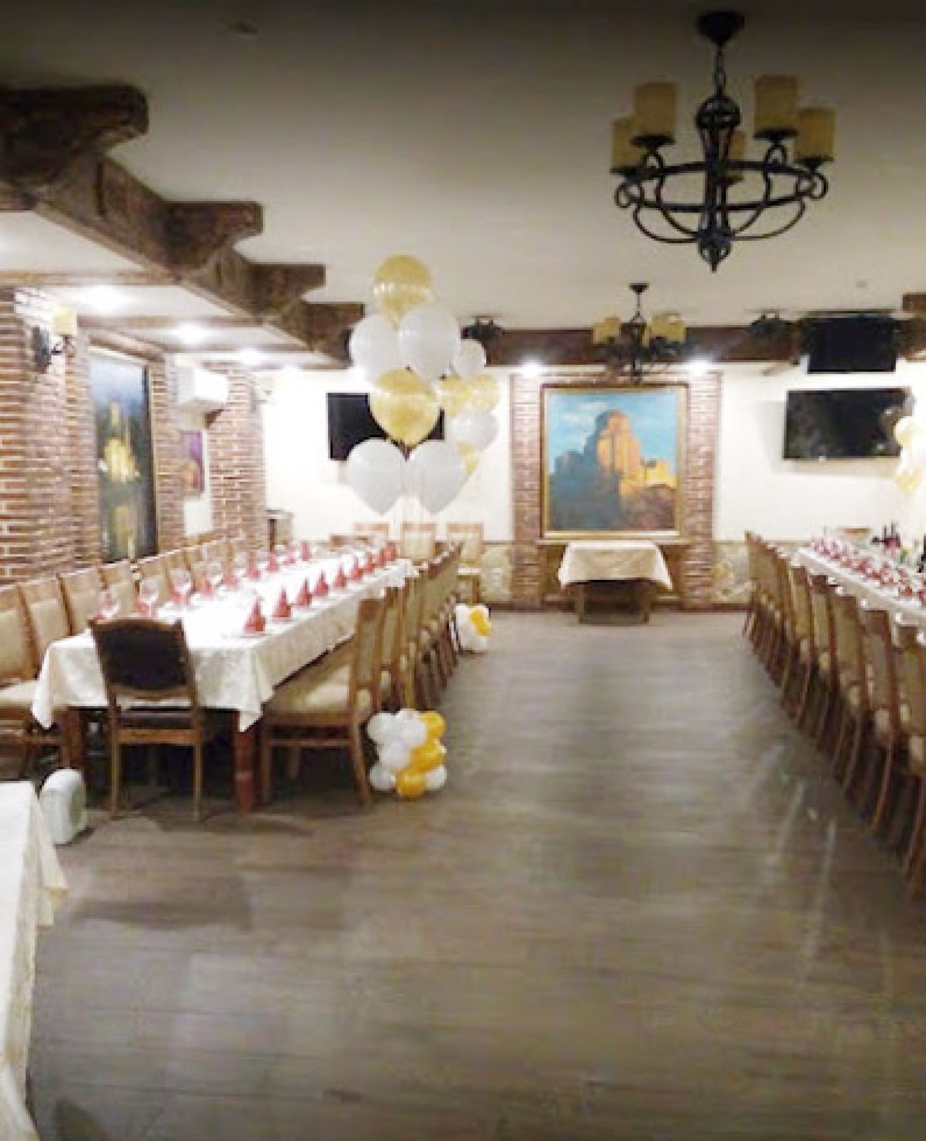 Зал для банкетов в ресторане Тифлис