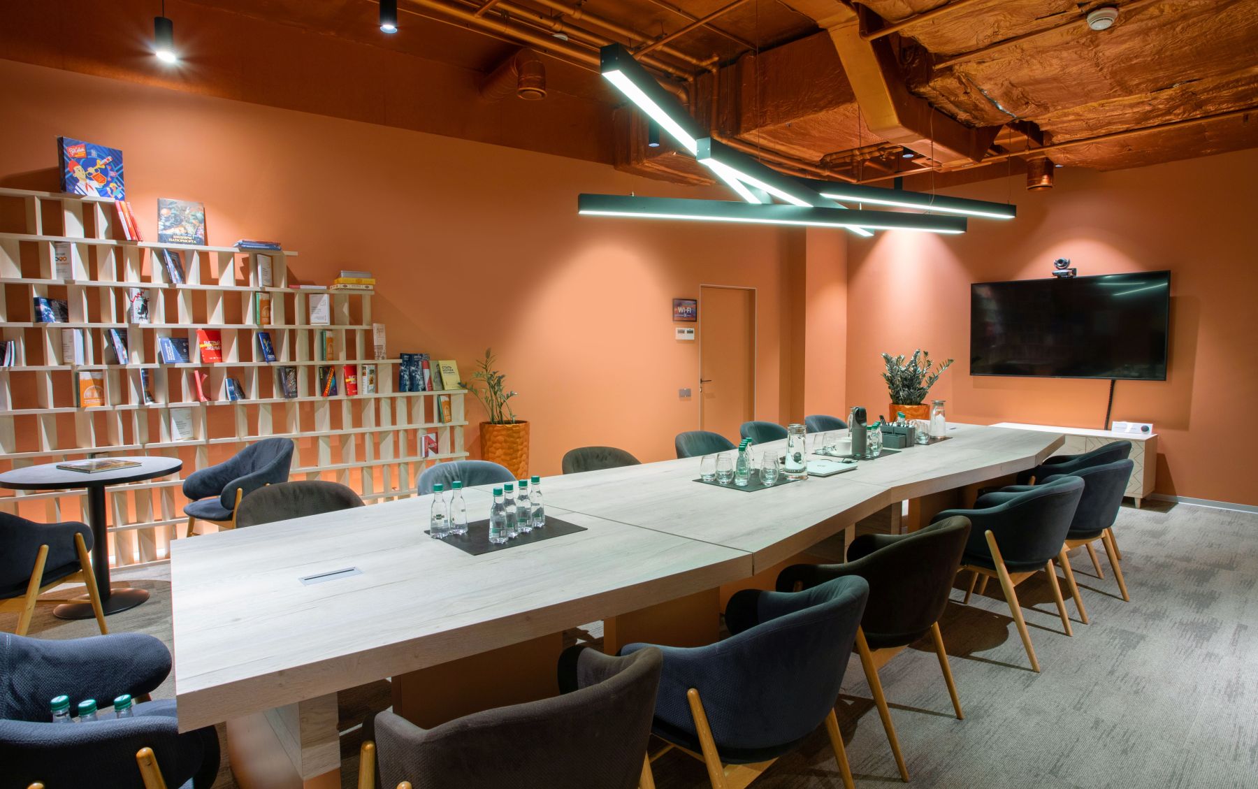 Дизайнерская переговорная площадка в Москве