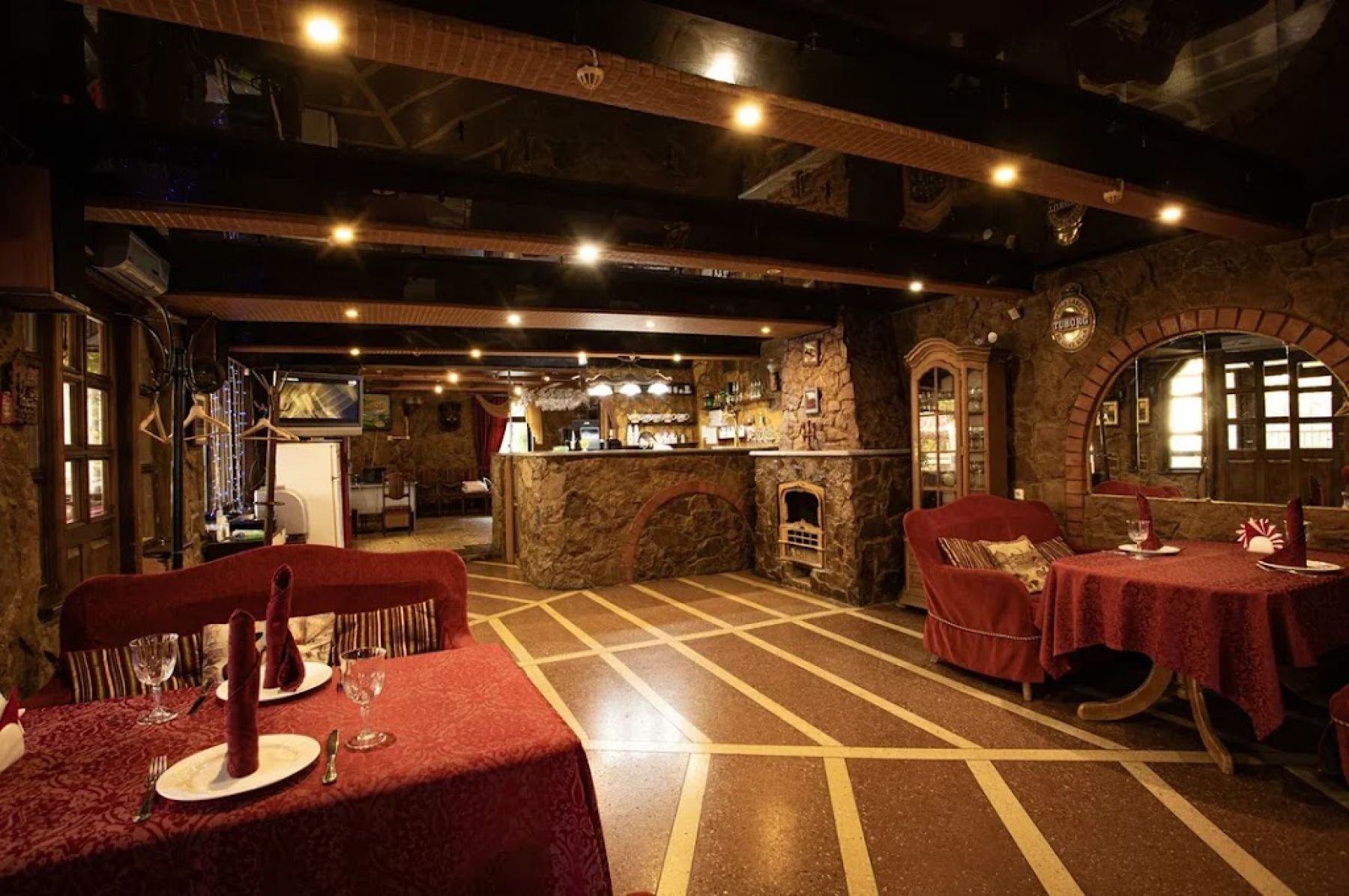 Уютная атмосфера Кафе-Клуба для мероприятий