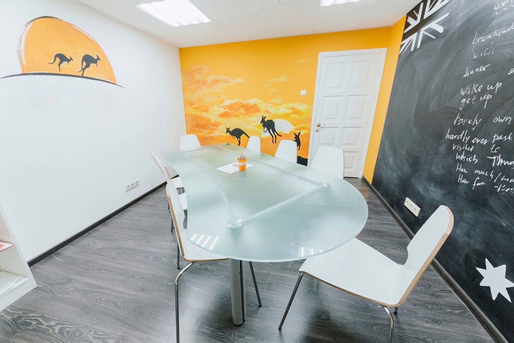 Комфортные рабочие места в аудитории