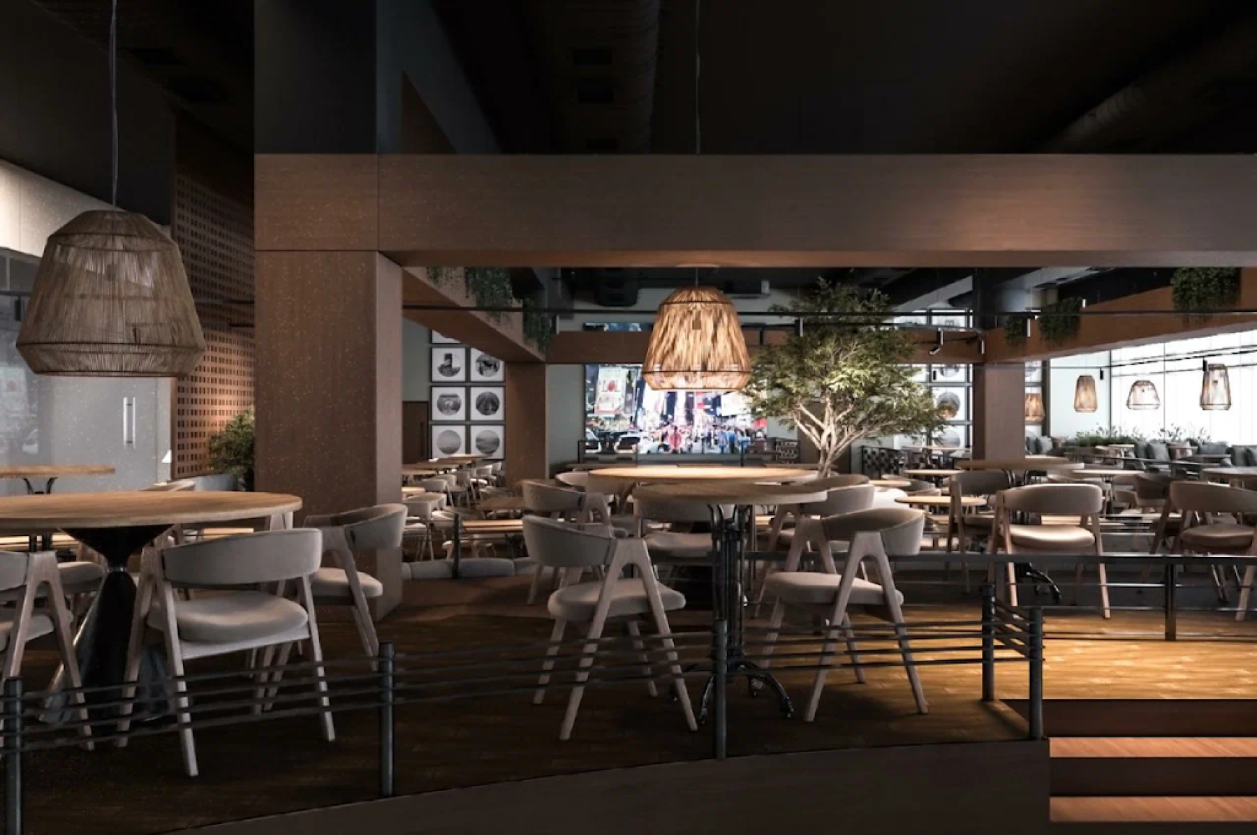 Панорамный вид из ресторана на Санкт-Петербург