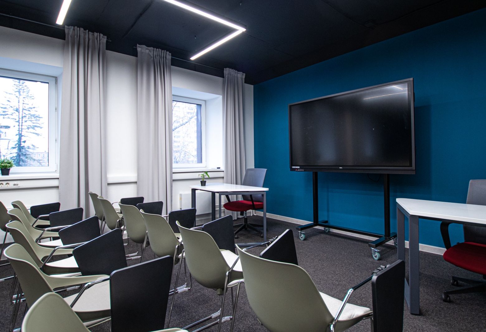 Кухня с удобствами в конференц-зале OPEN