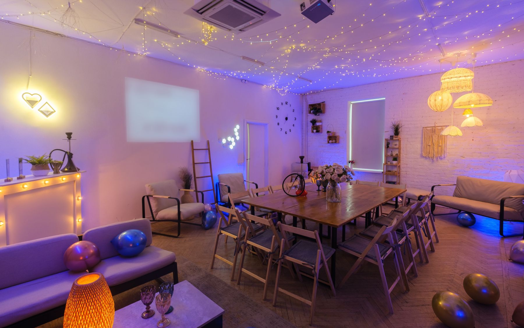 Лофт на Новокузнецкой - светлый зал