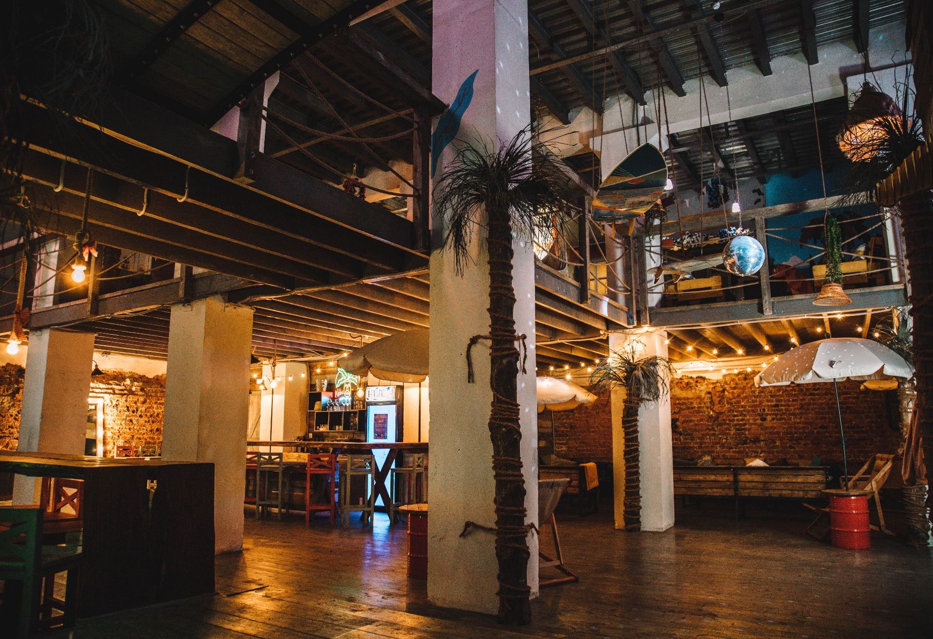 Гавайи Лофт - зал для мероприятий