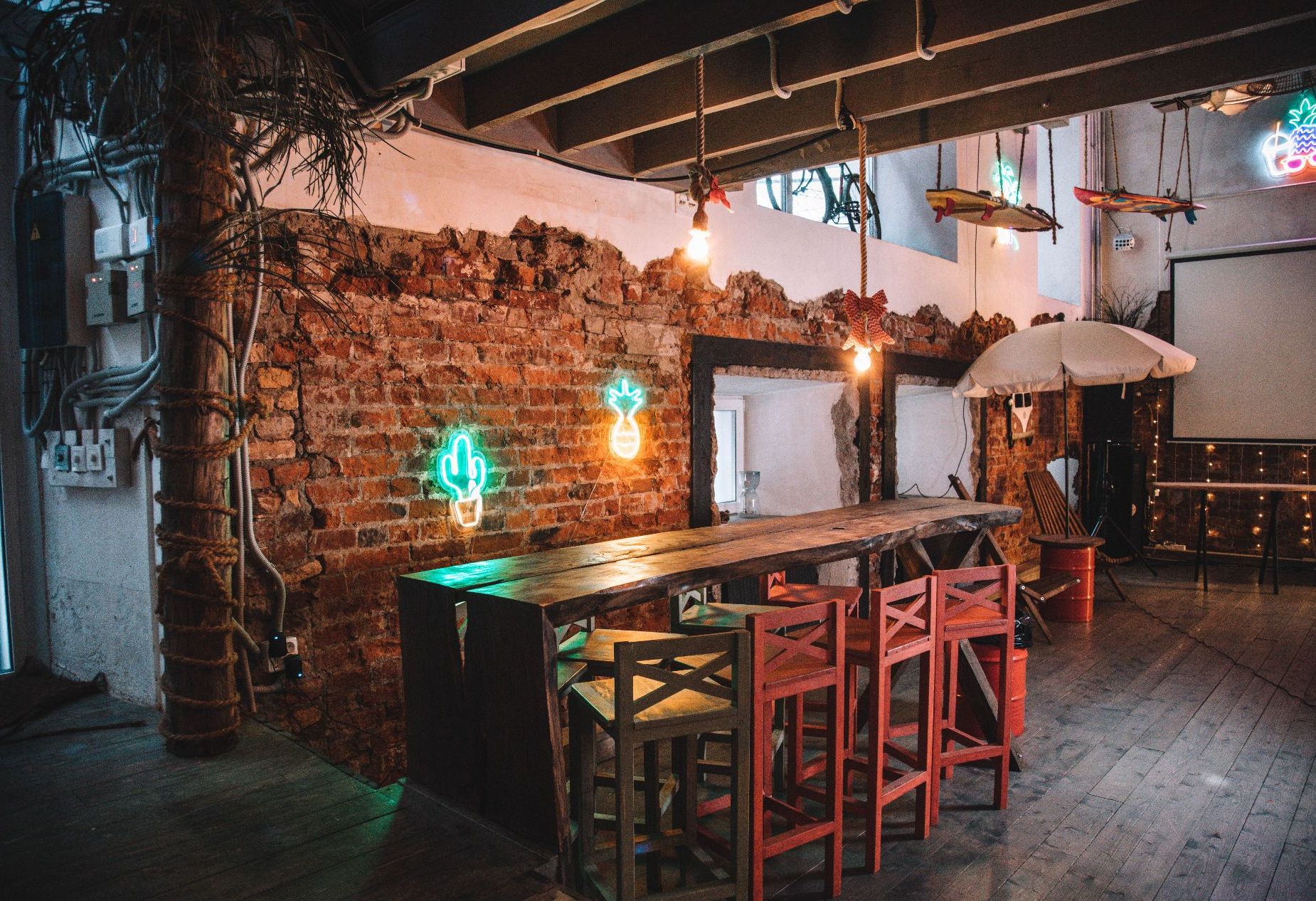 Гавайи Лофт - барная стойка