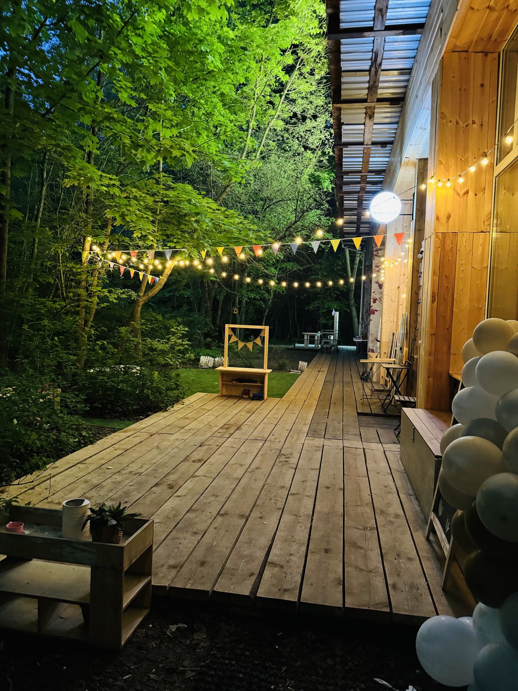 Игровая зона в лофте Радуга