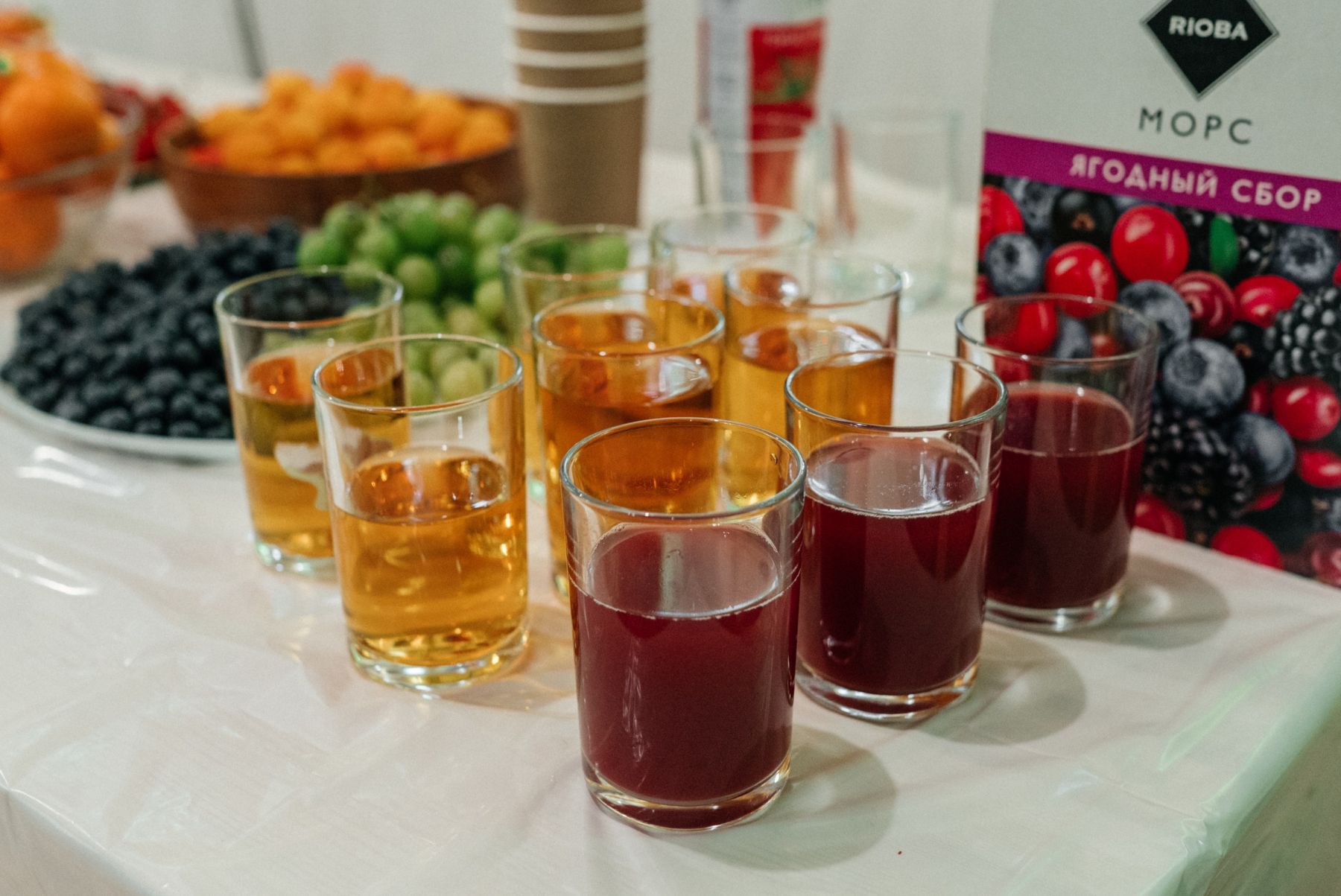 Обеденная зона в лофте Радуга