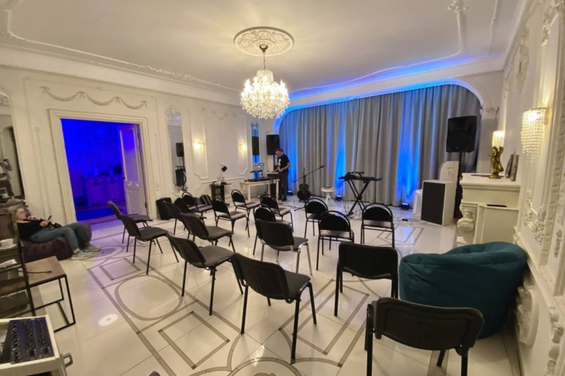 Арт-пространство Вкус неба - интерьер Белого зала