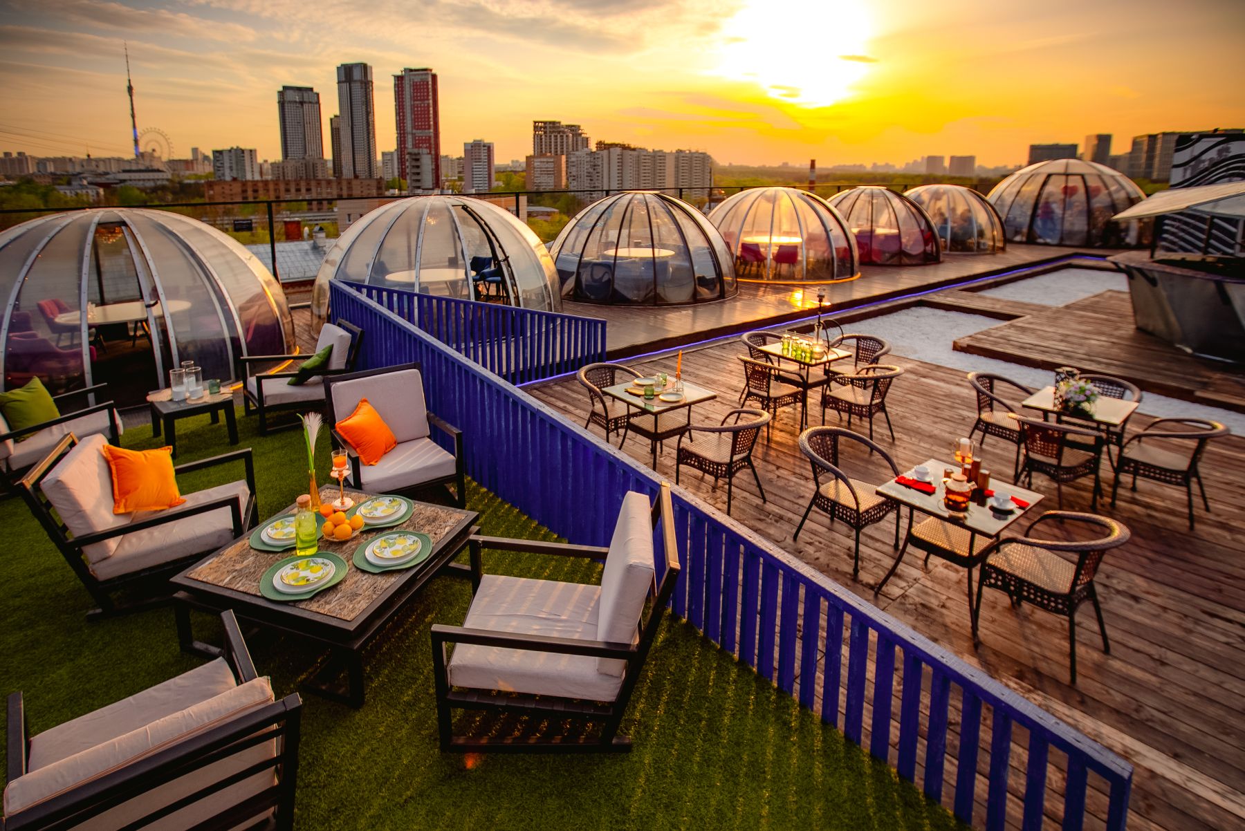 Зона для танцев в Лофте Империал