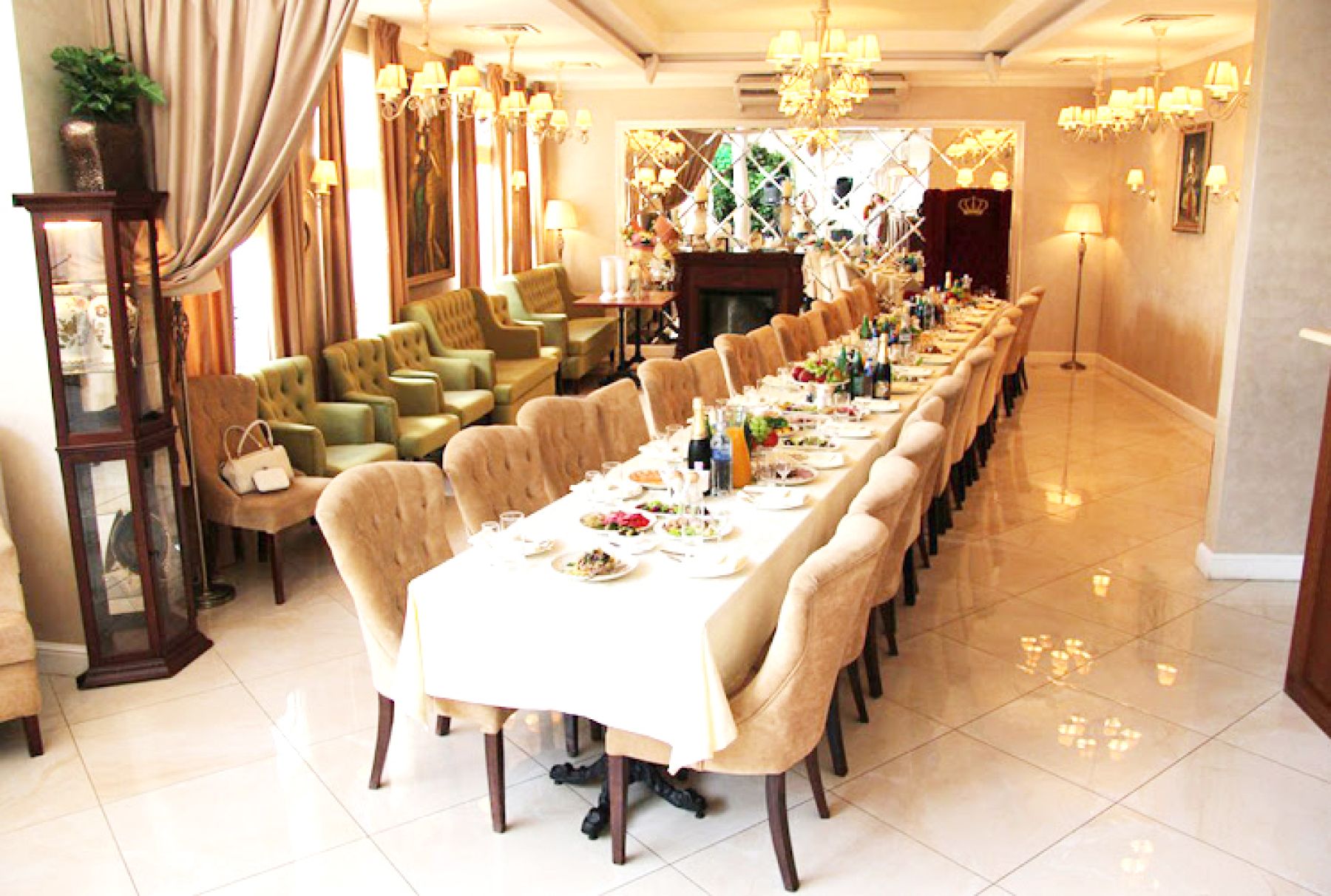 Интерьер ресторана «Бажи»