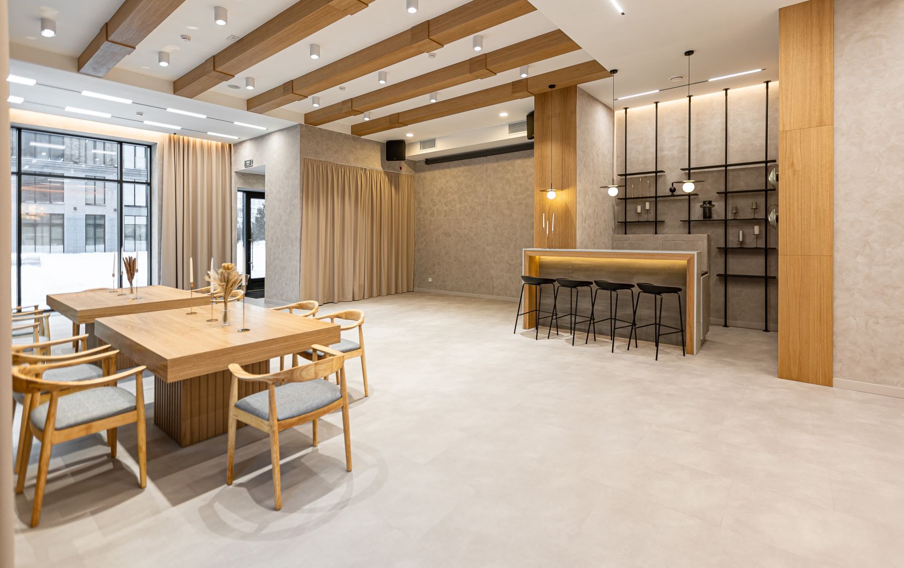 Панорамный вид из лофта на Васильевском острове