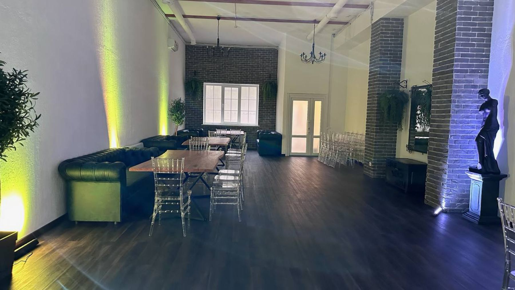 Кофейная зона в лофте на Алексеевской