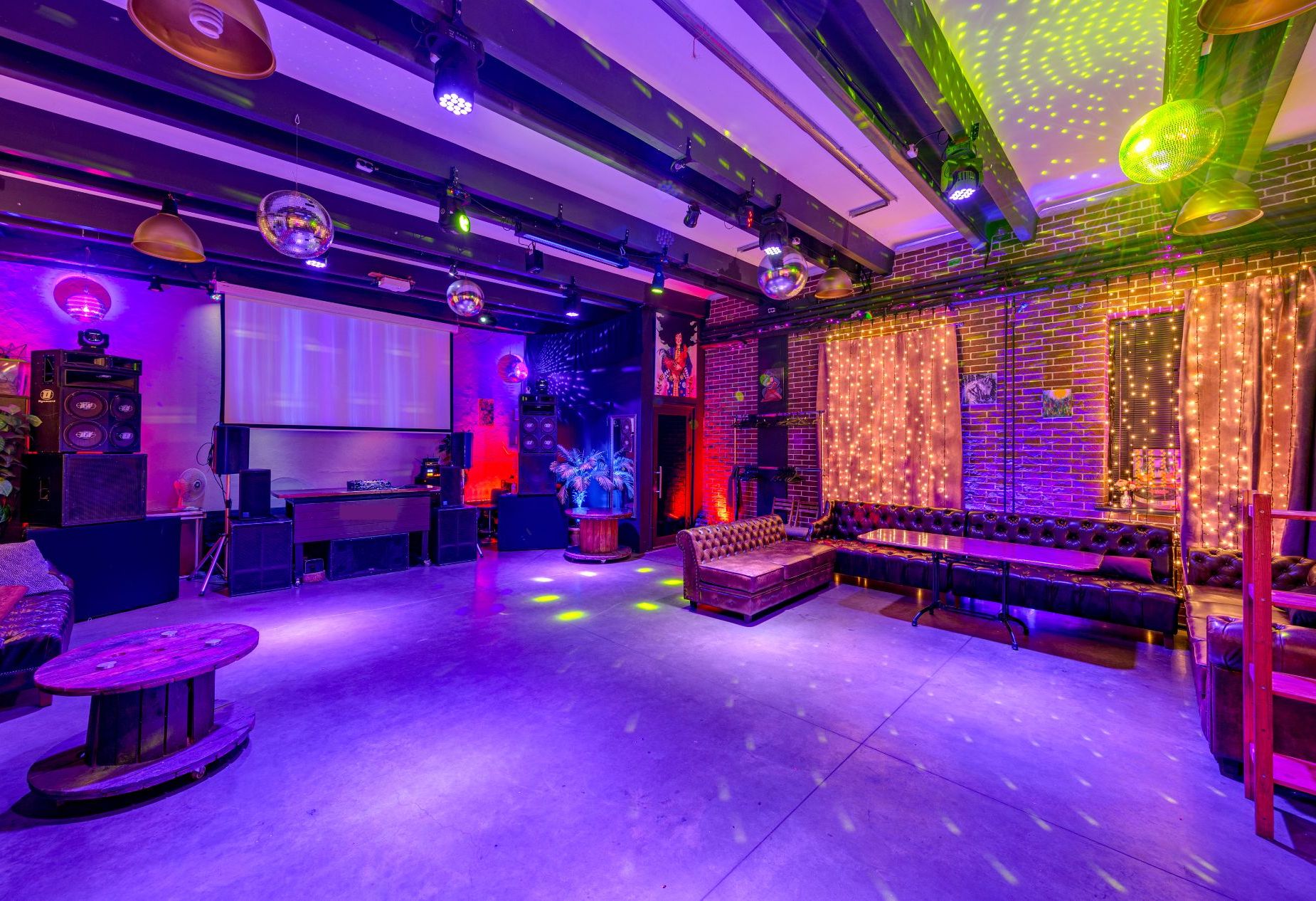 Просторный лофт на Авиамоторной в Москве