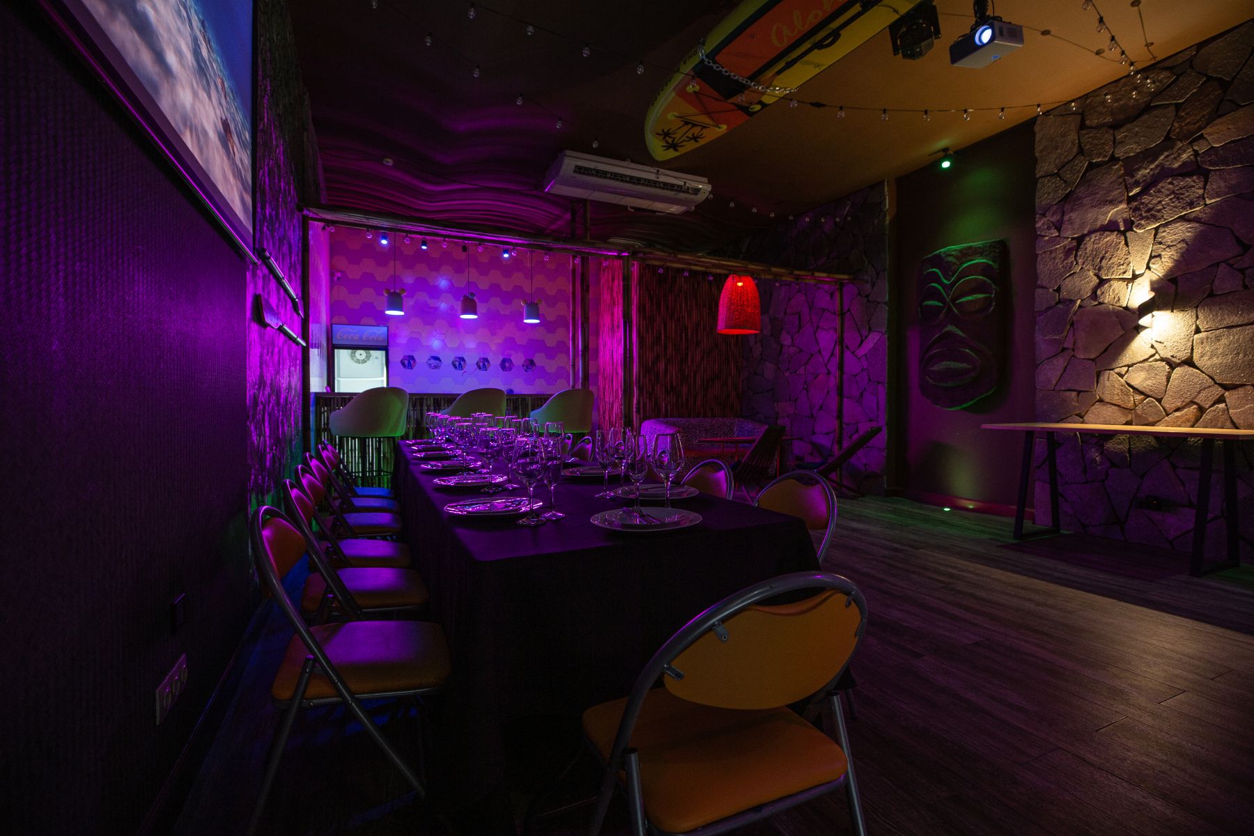 Настольные игры в Aloha Loft - развлечения для гостей