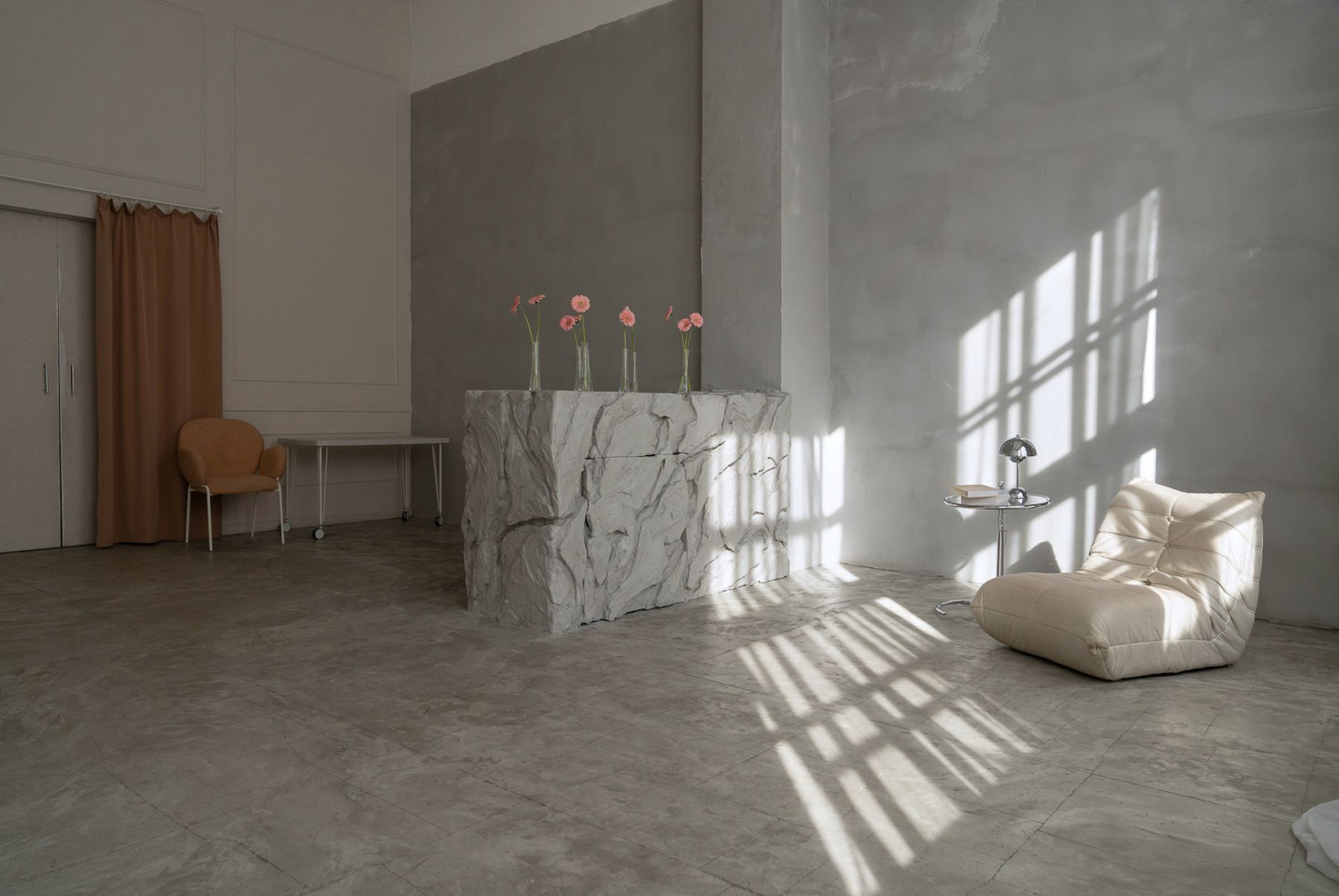 Интерьер современного лофта для тренингов