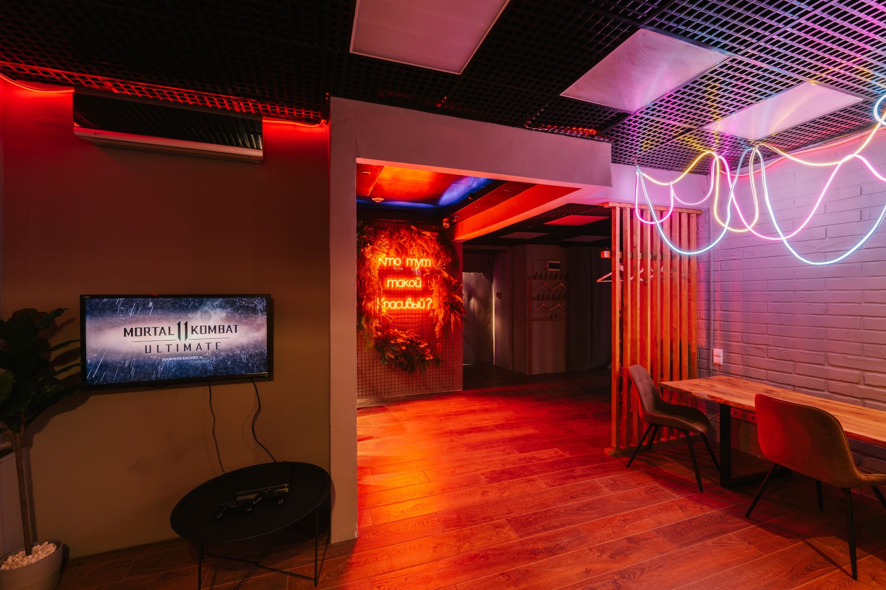 Дизайнерский интерьер лофта BALANCE