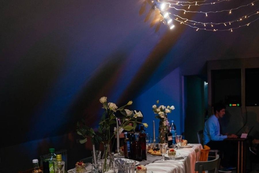 Зона для отдыха в лофте