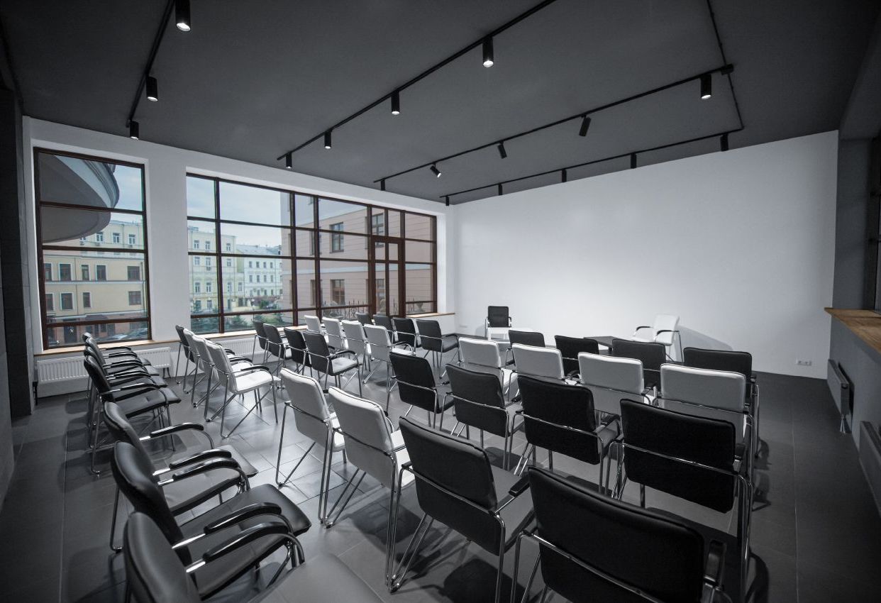 Интерьер лофта PLART для мероприятий