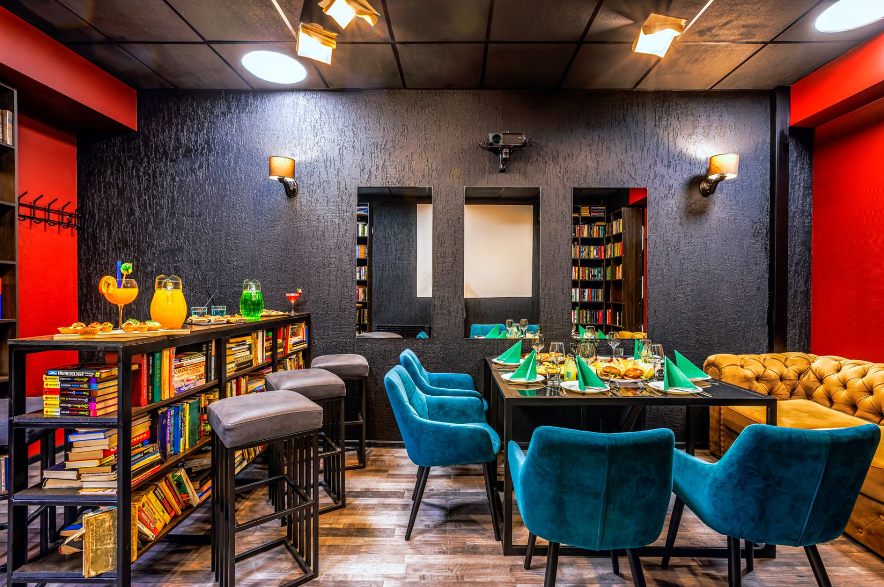 Караоке зона в лофте