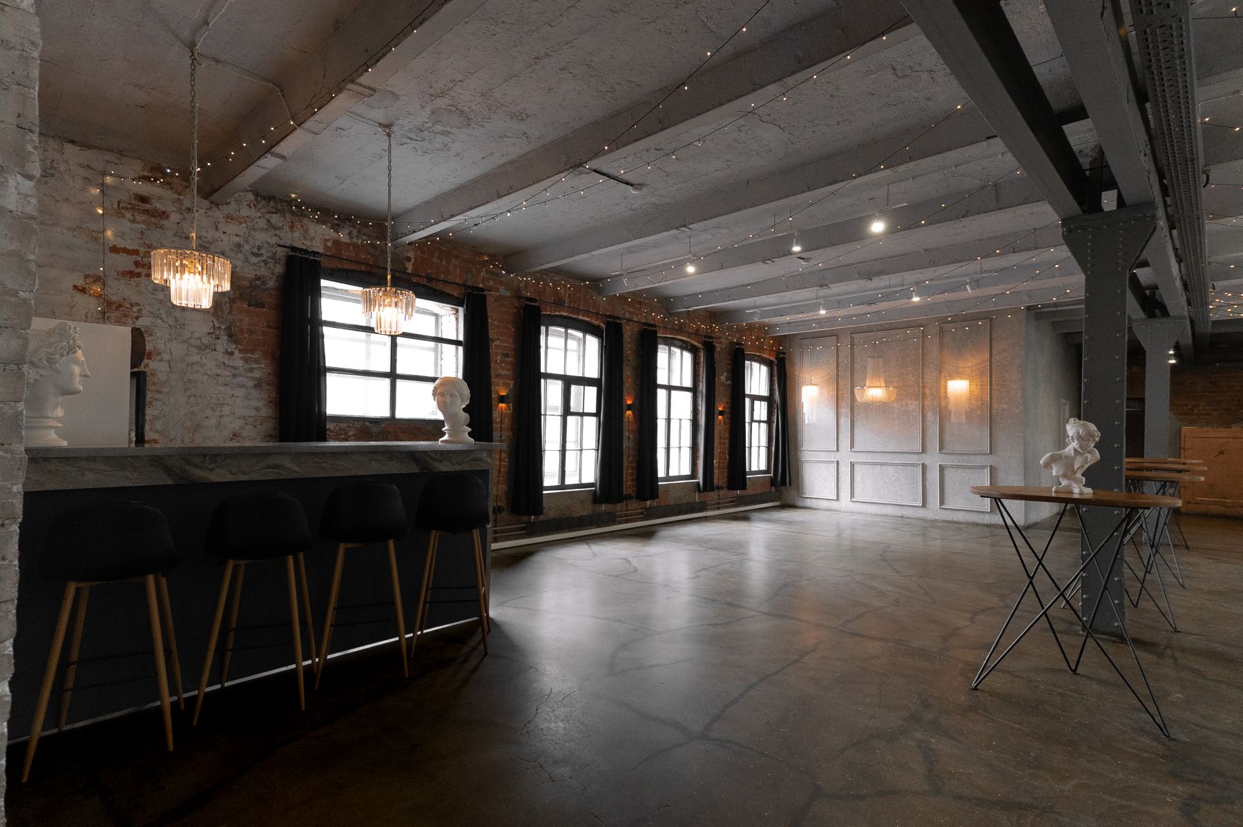 СолдАут лофт - барная стойка для мероприятий