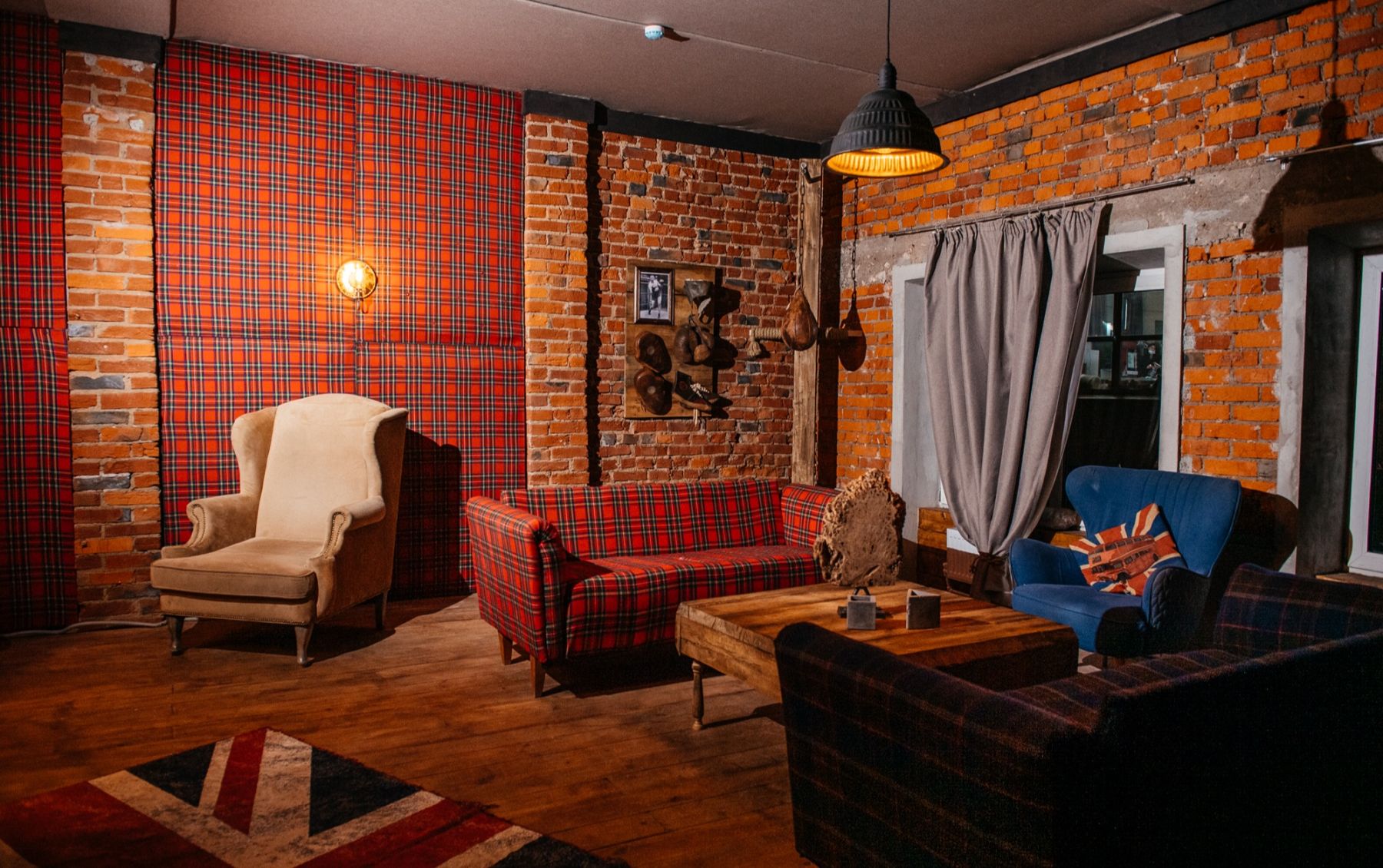 Интерьер лофта TRENERSKAYA