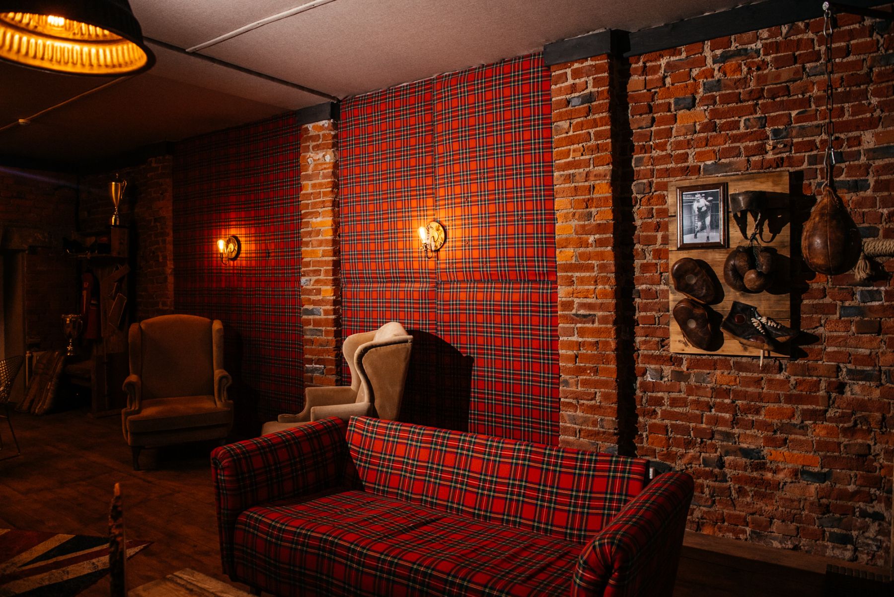 Дизайнерские элементы лофта TRENERSKAYA