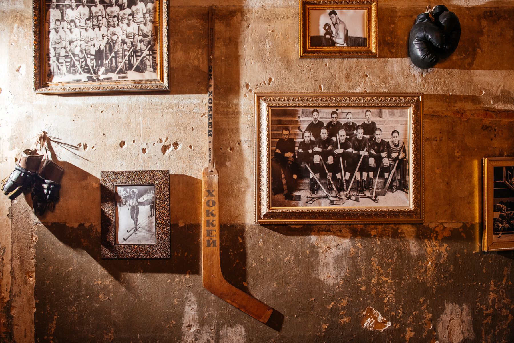 Комфортная зона отдыха в лофте TRENERSKAYA