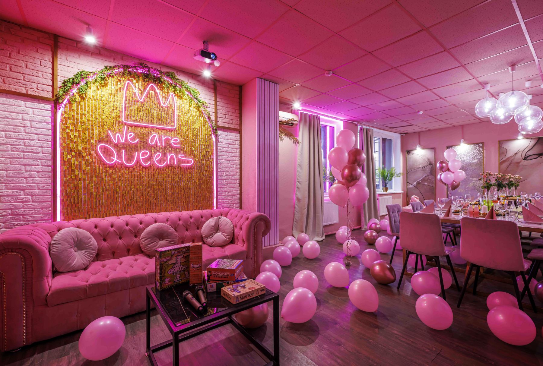 Зона для караоке в лофте