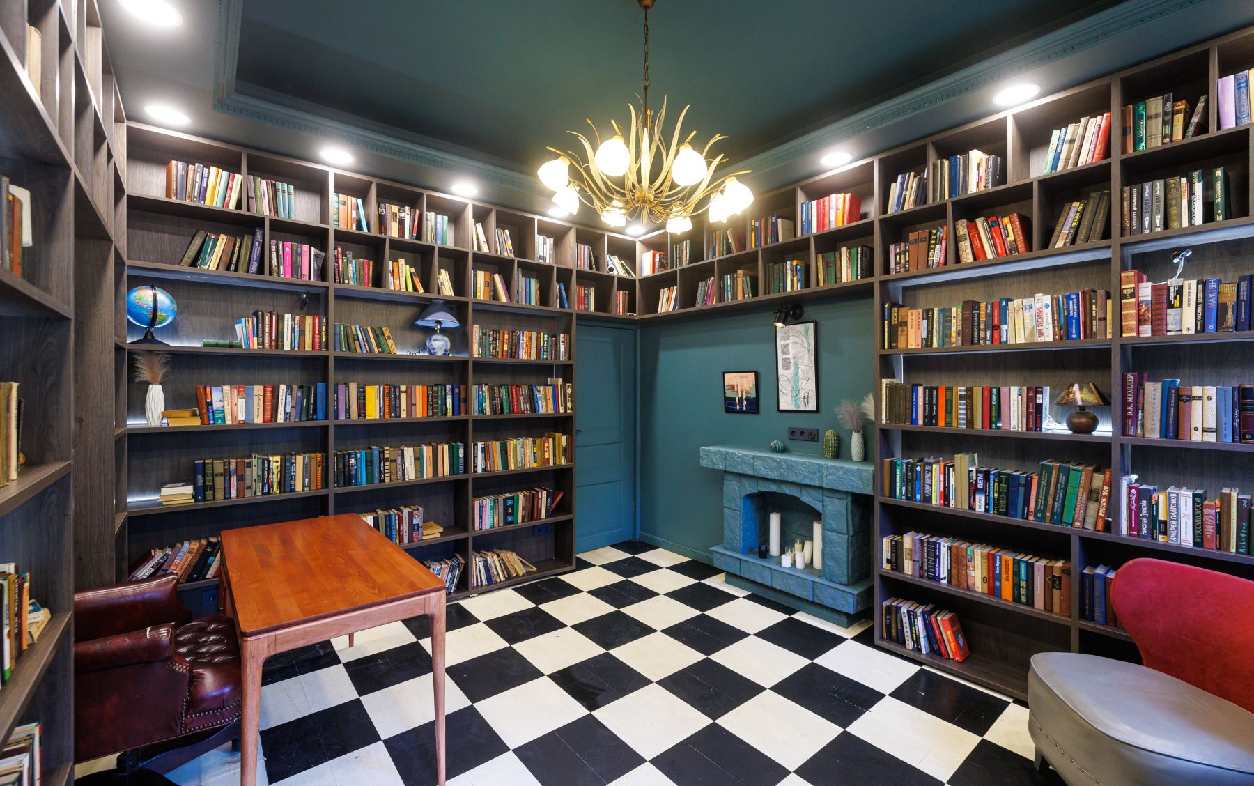 Лофт-кабинет для встреч в Москве