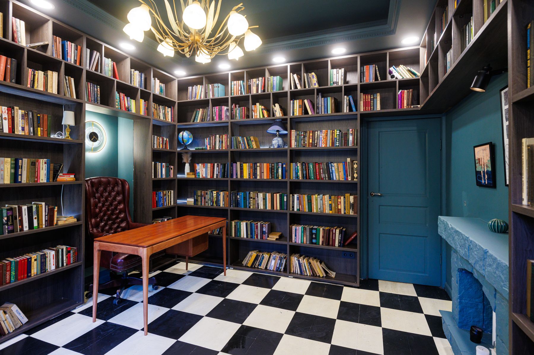 Лофт с кухней и санузлом в центре Москвы