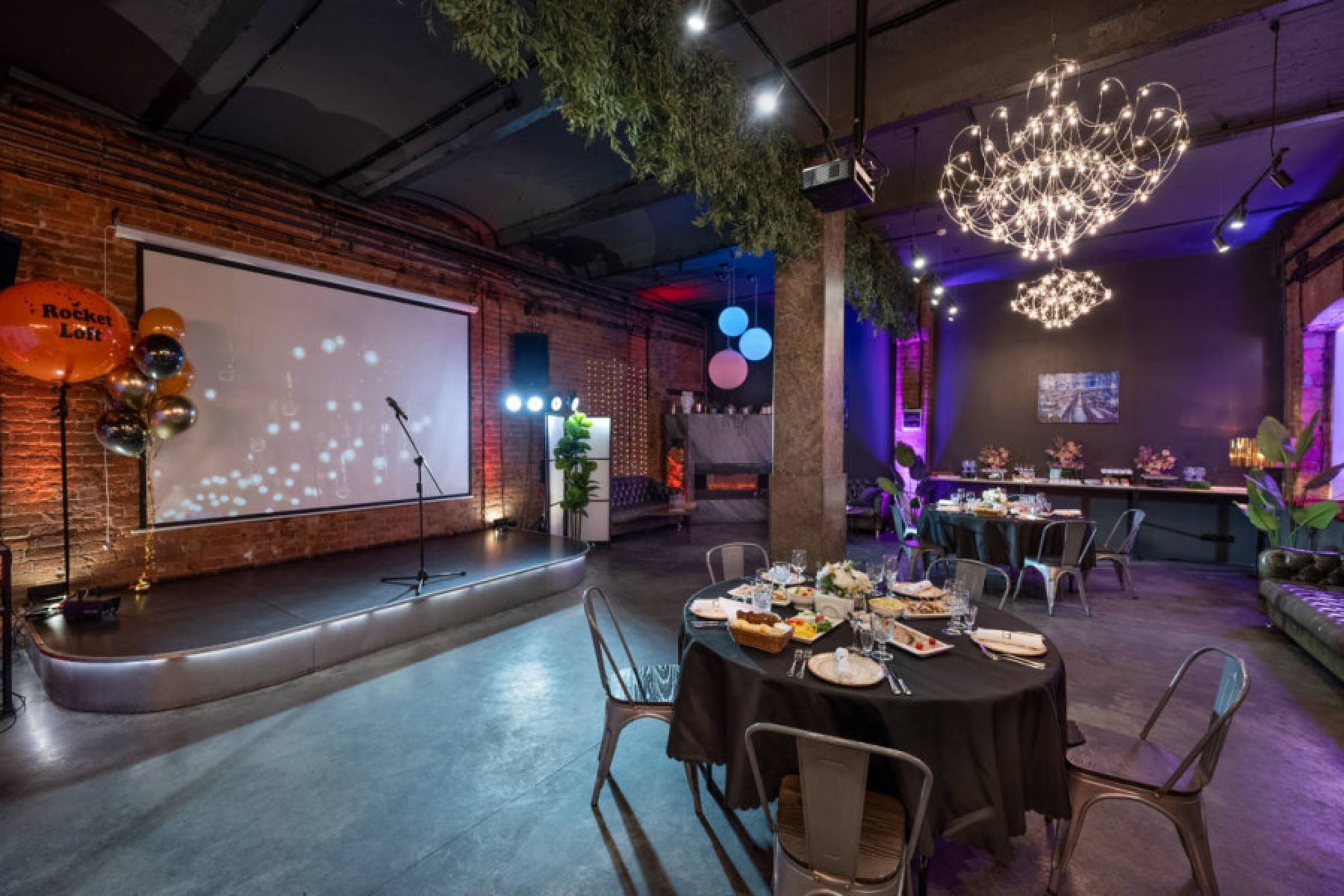 Лофт Rocket Loft Space - интерьер