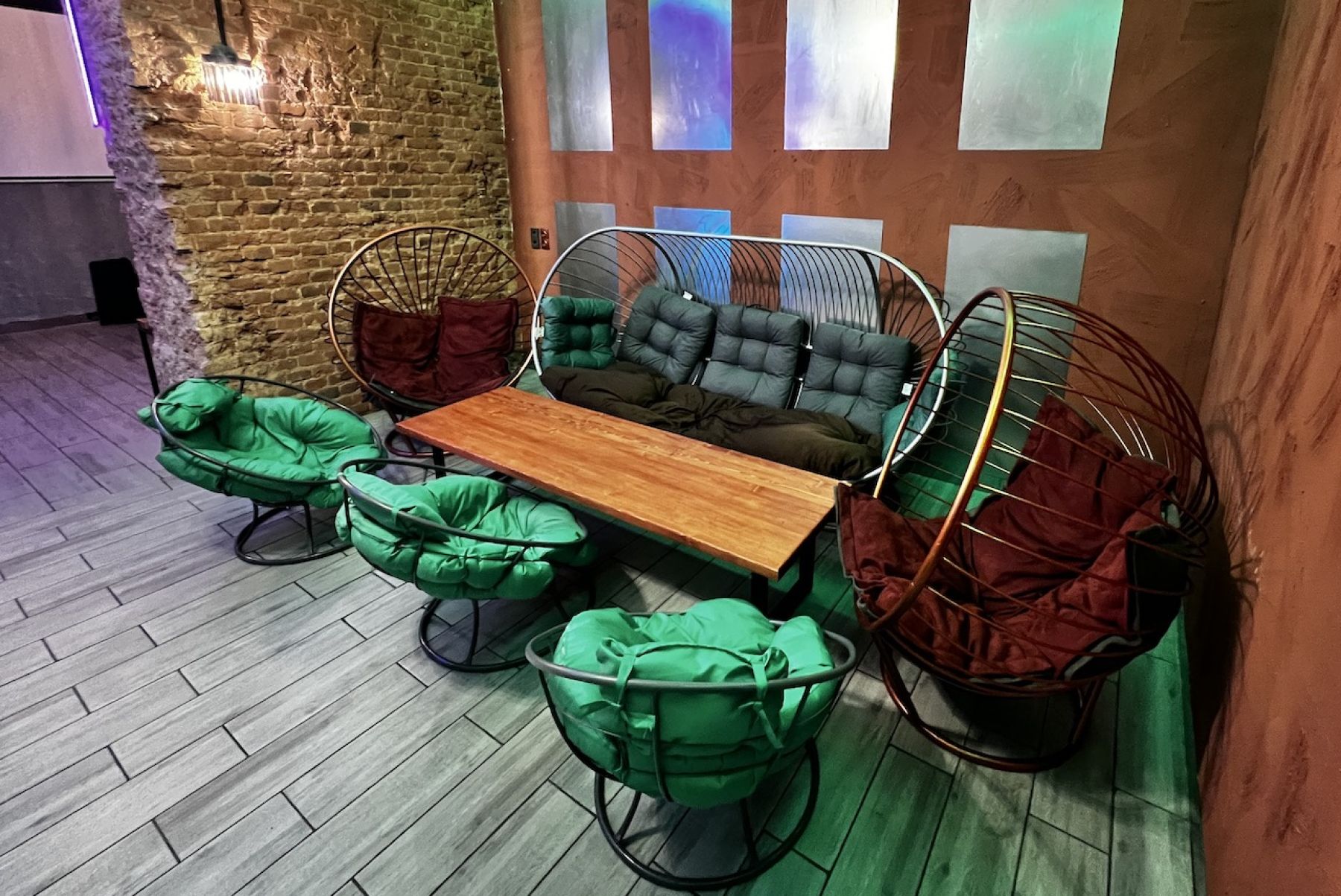 Барная стойка в лофте на Бакунинской