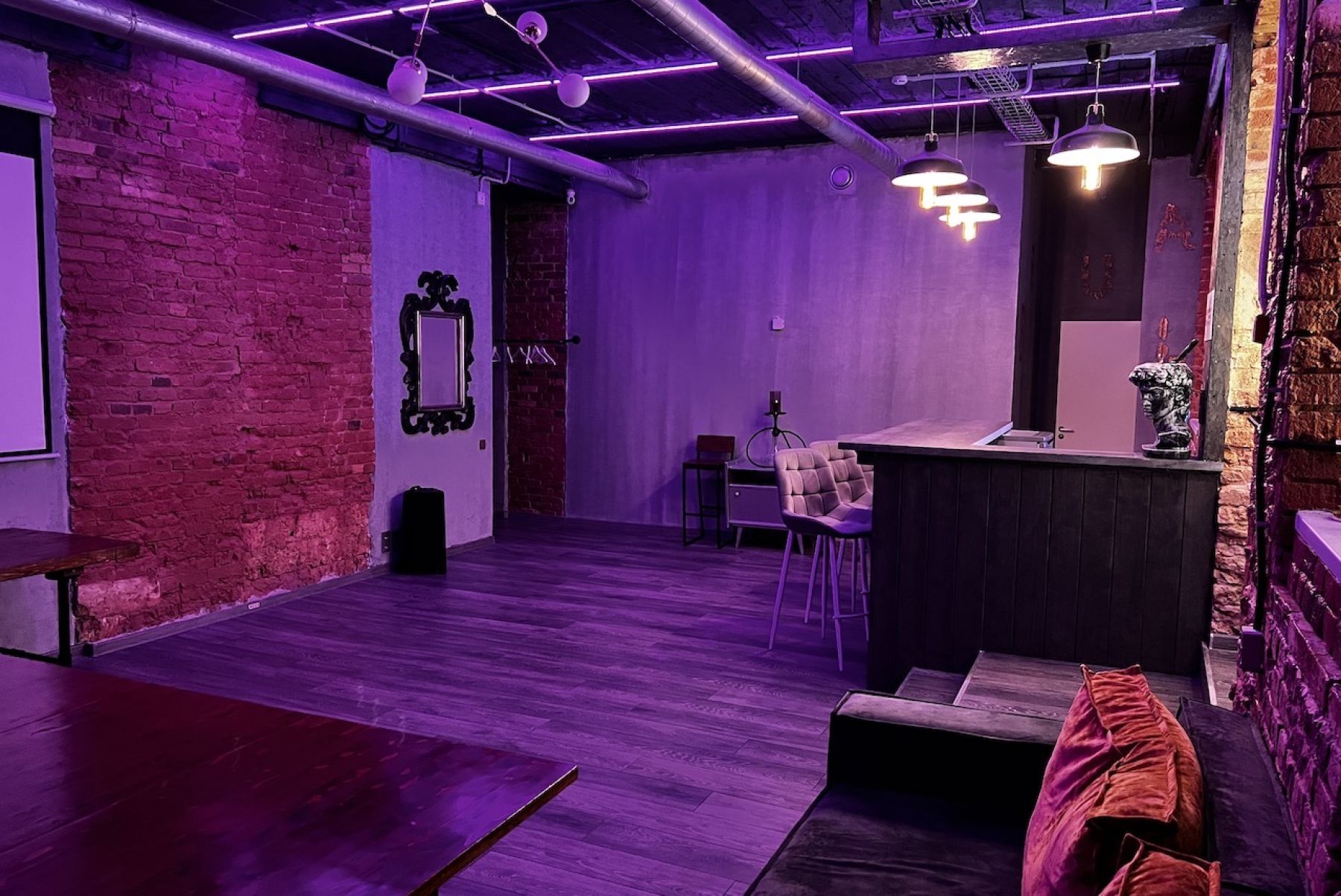 Атмосферная подсветка лофта Брутал