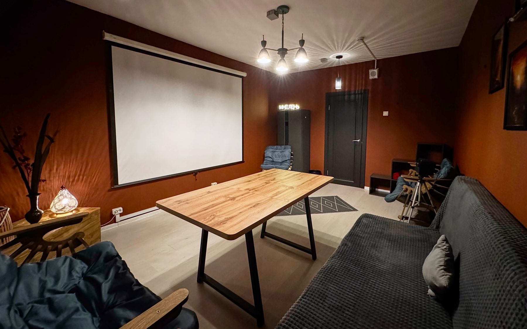 Лофт Academia Antikino - интерьер