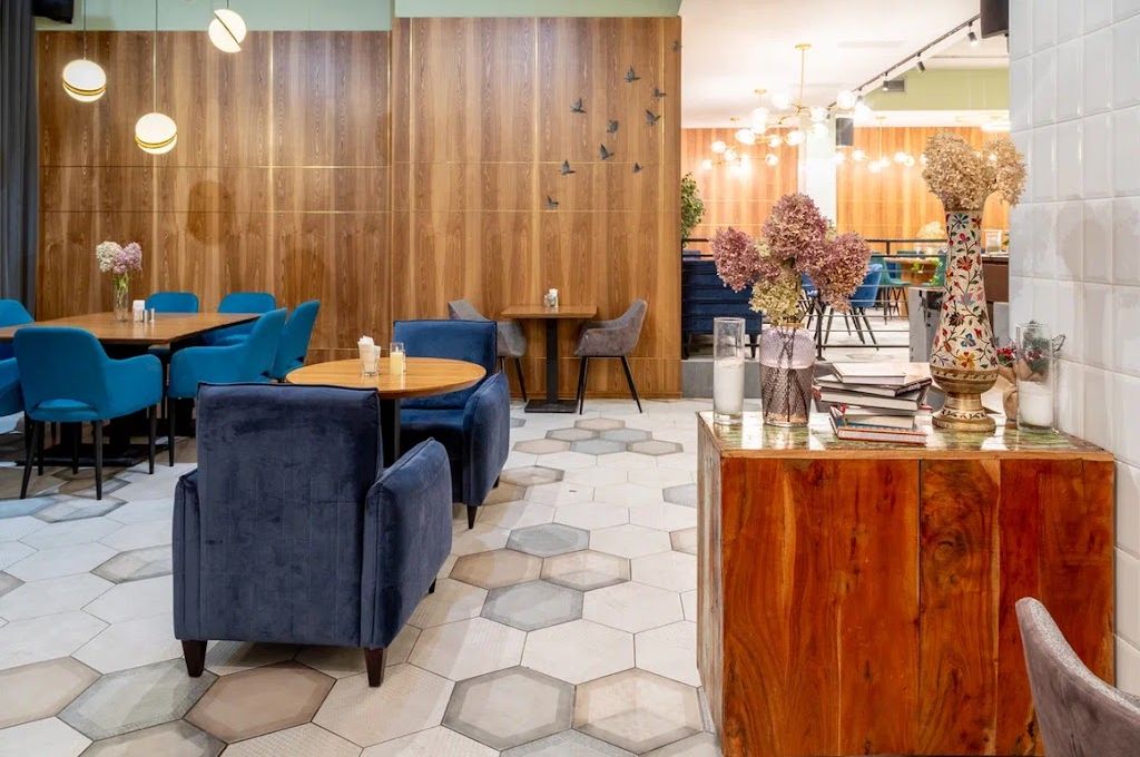 Проектор в банкетном зале «Сласти»