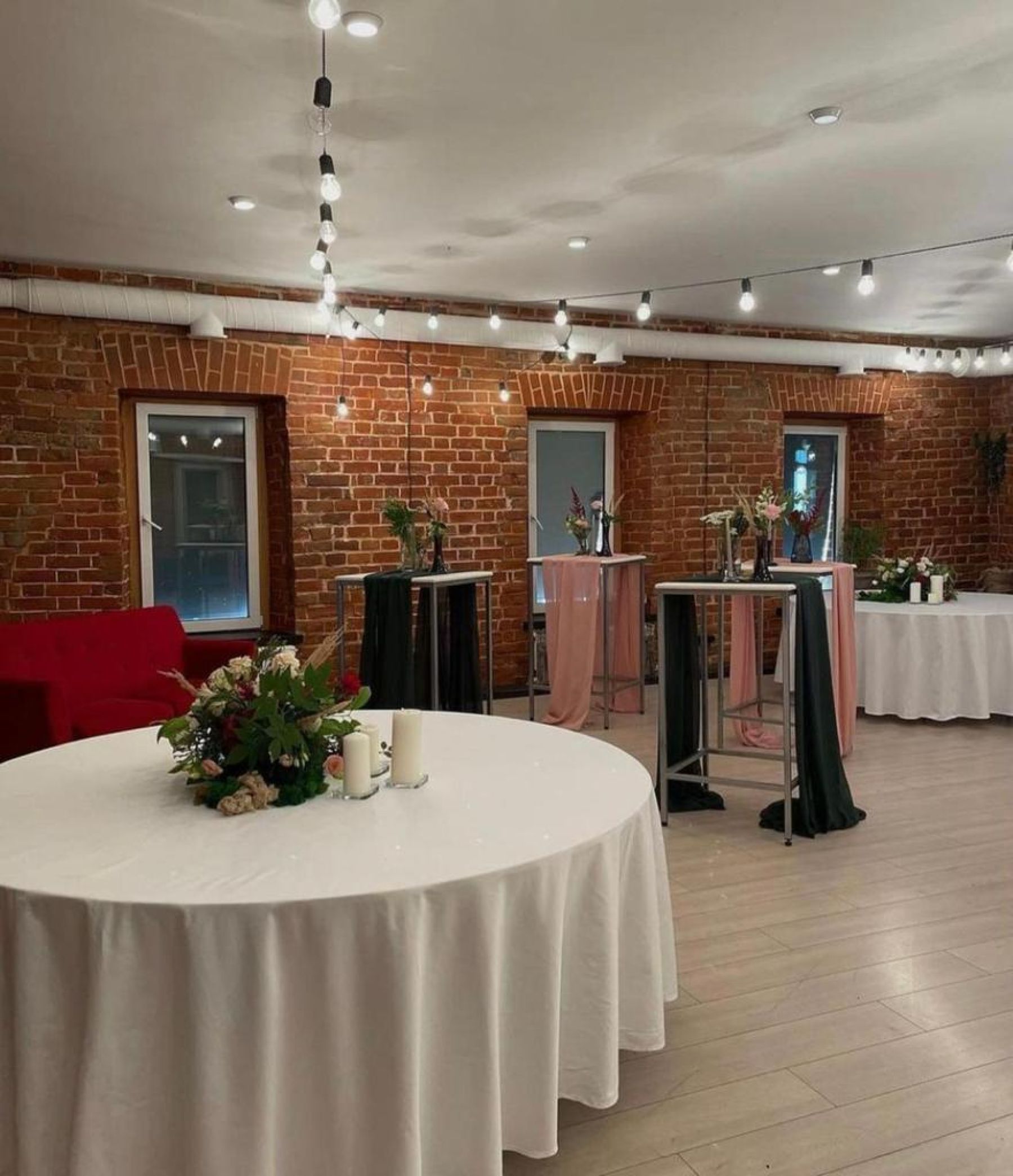 Уютный уголок в Лофте Толстого