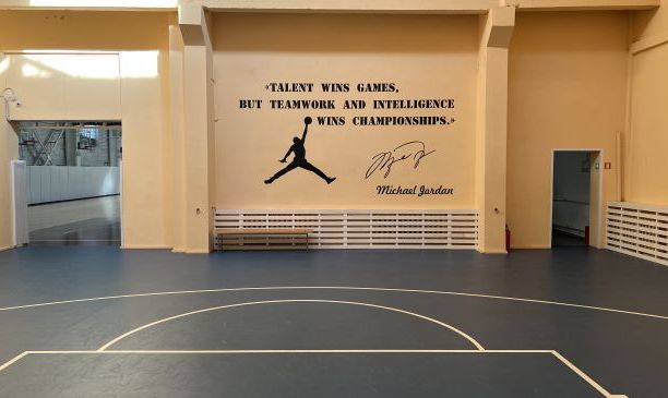 Интерьер баскетбольной площадки Basket Space