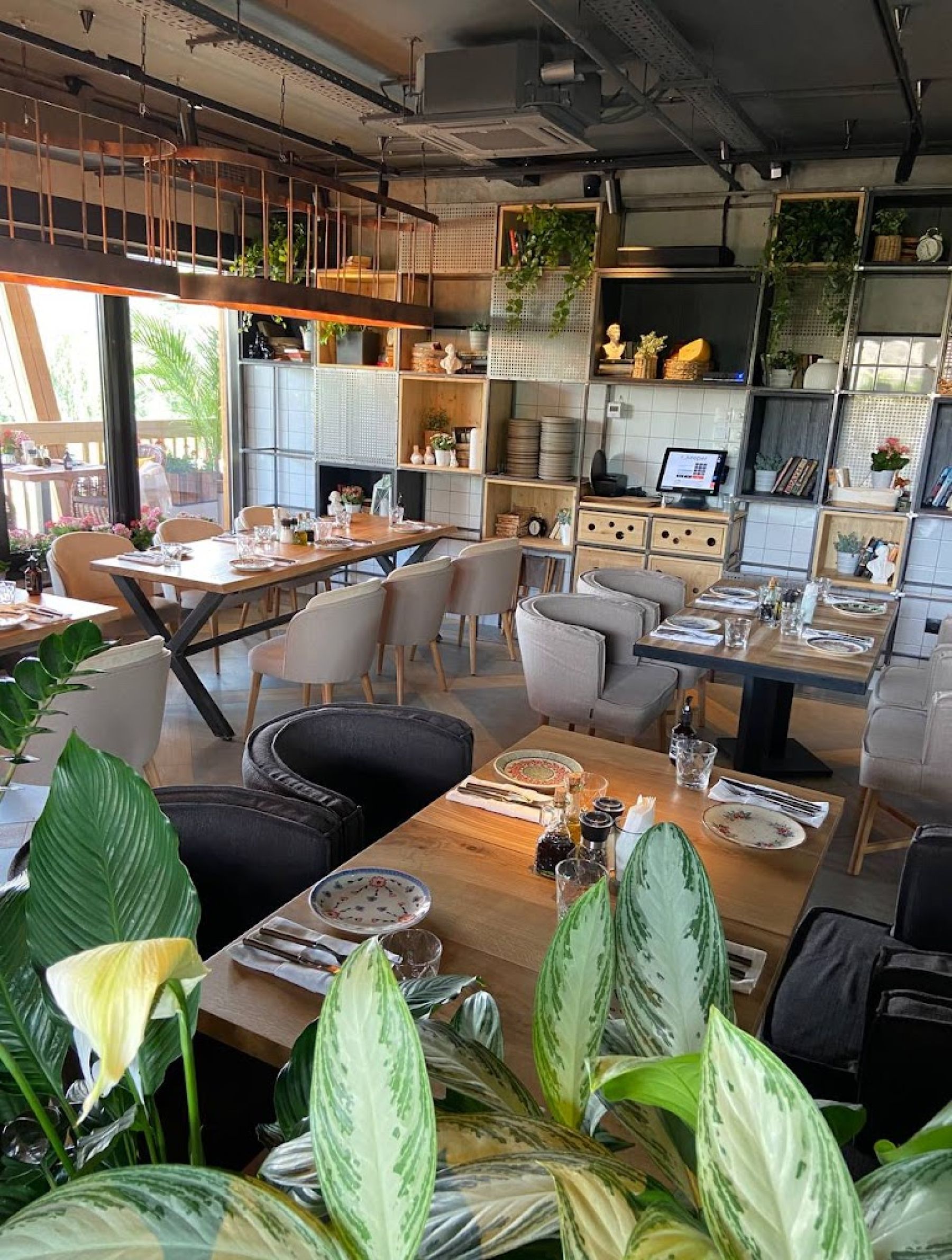 Интерьер банкетного зала "Сыроварня"